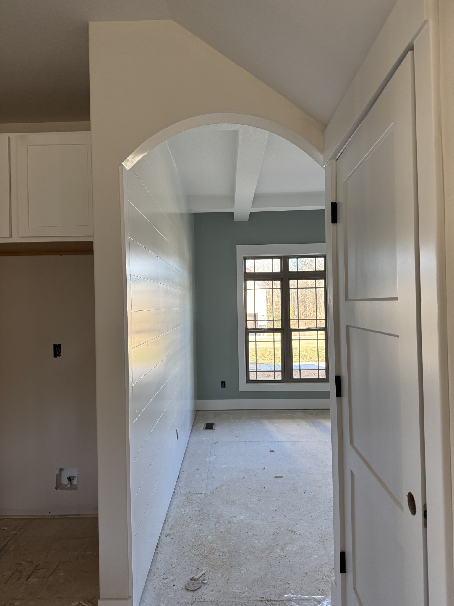 Clarksville, Tennessee, 37042, United States, 3 Bedrooms Bedrooms, ,4 BathroomsBathrooms,Residential,For Sale,2006024