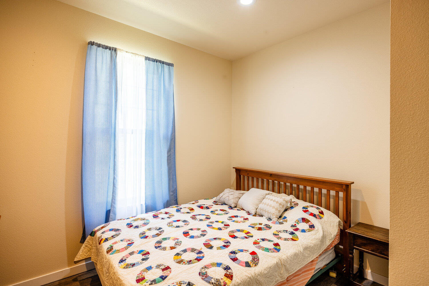 Sheridan, Wyoming, 82801, United States, 3 Bedrooms Bedrooms, ,2 BathroomsBathrooms,Residential,For Sale,1906088