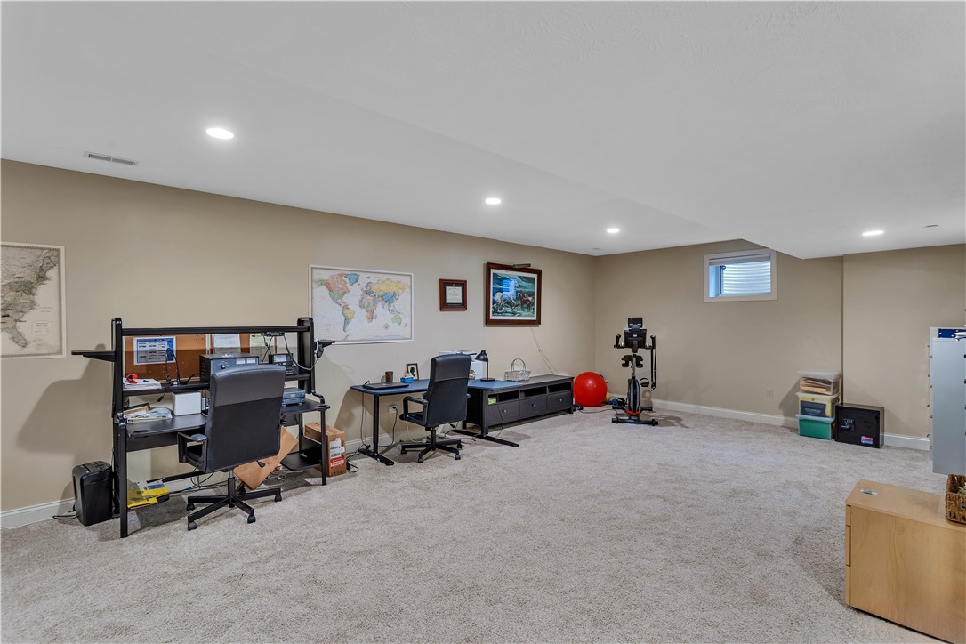 Peters Twp, Pennsylvania, 15317, United States, 4 Bedrooms Bedrooms, ,4 BathroomsBathrooms,Residential,For Sale,2002286