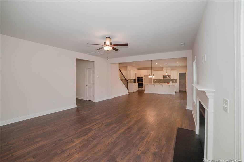 Fayetteville, North Carolina, 28311, United States, 5 Bedrooms Bedrooms, ,3 BathroomsBathrooms,Residential,For Sale,1998461