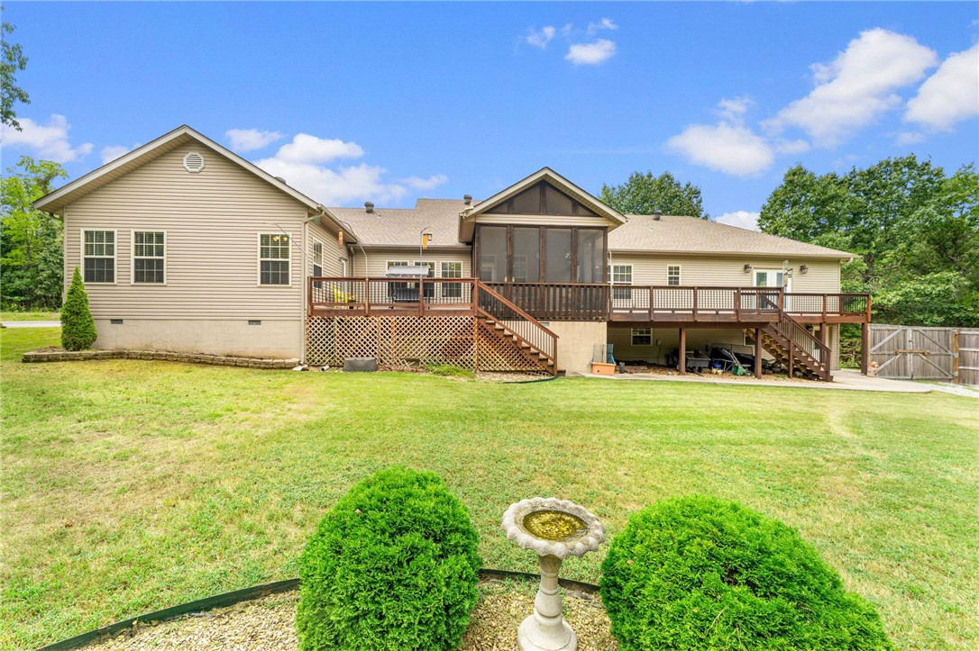 Bella Vista, Arkansas, 72715, United States, 3 Bedrooms Bedrooms, ,4 BathroomsBathrooms,Residential,For Sale,1942252