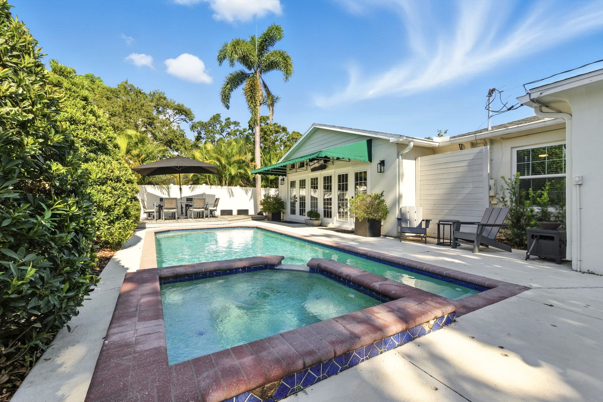 Tampa, Florida, 33629, United States, 3 Bedrooms Bedrooms, ,3 BathroomsBathrooms,Residential,For Sale,1923069