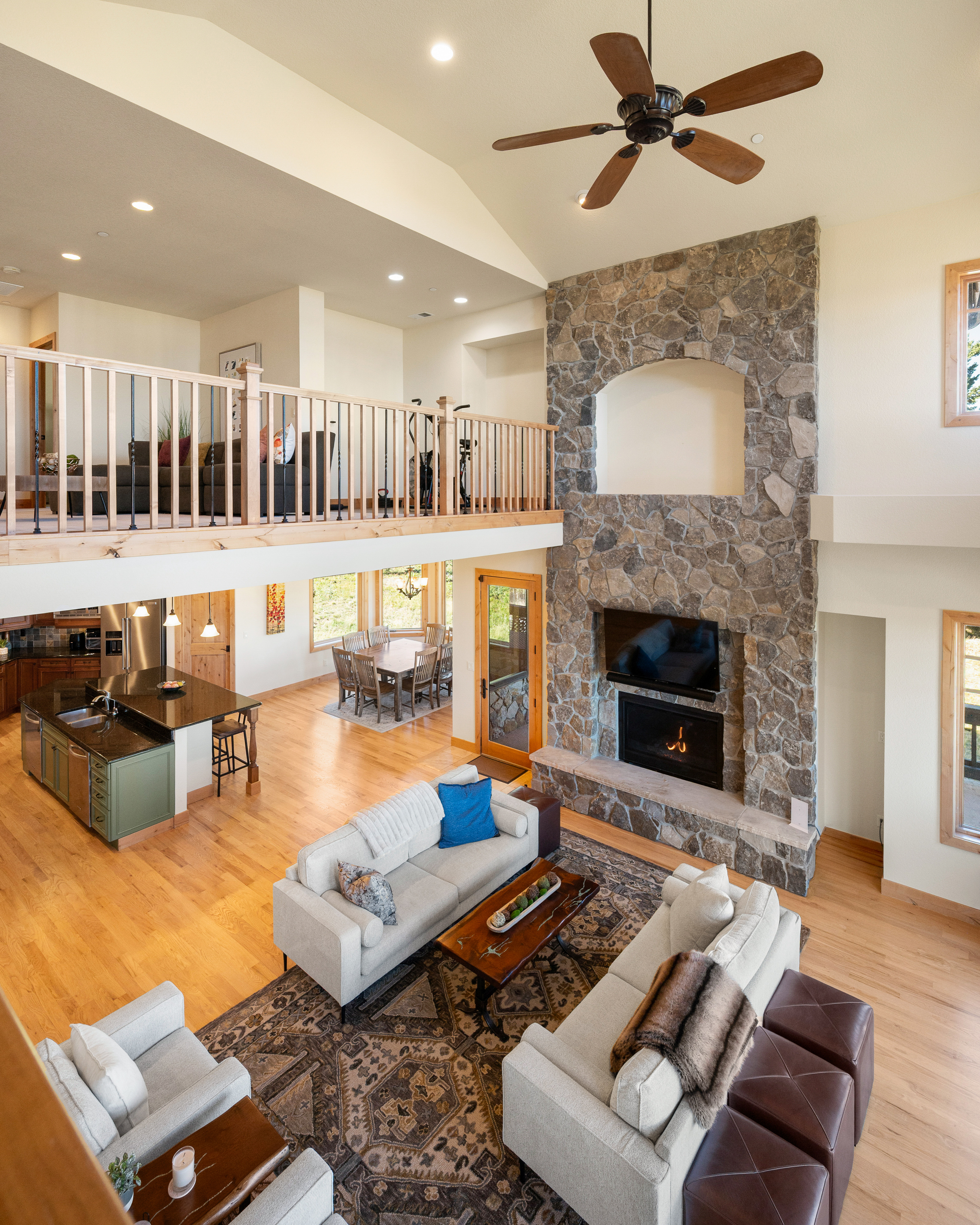  Luxury Mountain retreat with over 7,000 SF - 物件實景