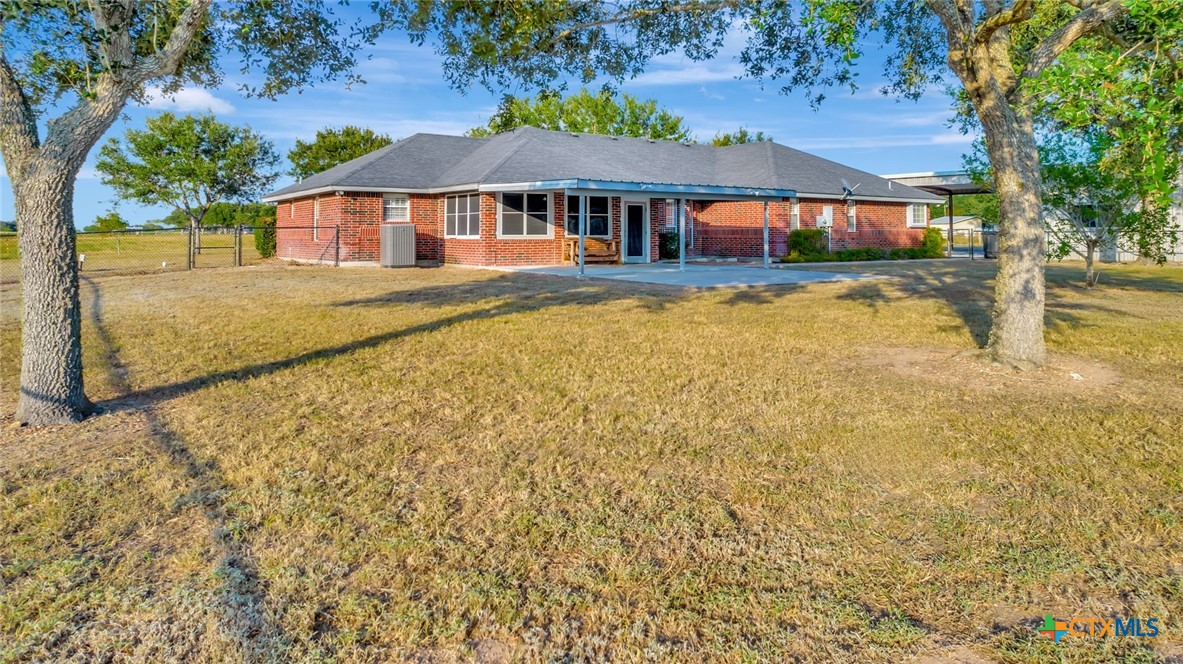 Victoria, Texas, 77904, United States, 3 Bedrooms Bedrooms, ,3 BathroomsBathrooms,Residential,For Sale,1989314