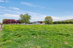 Yakima, Washington, 98901, United States, 3 Bedrooms Bedrooms, ,3 BathroomsBathrooms,Residential,For Sale,1729945