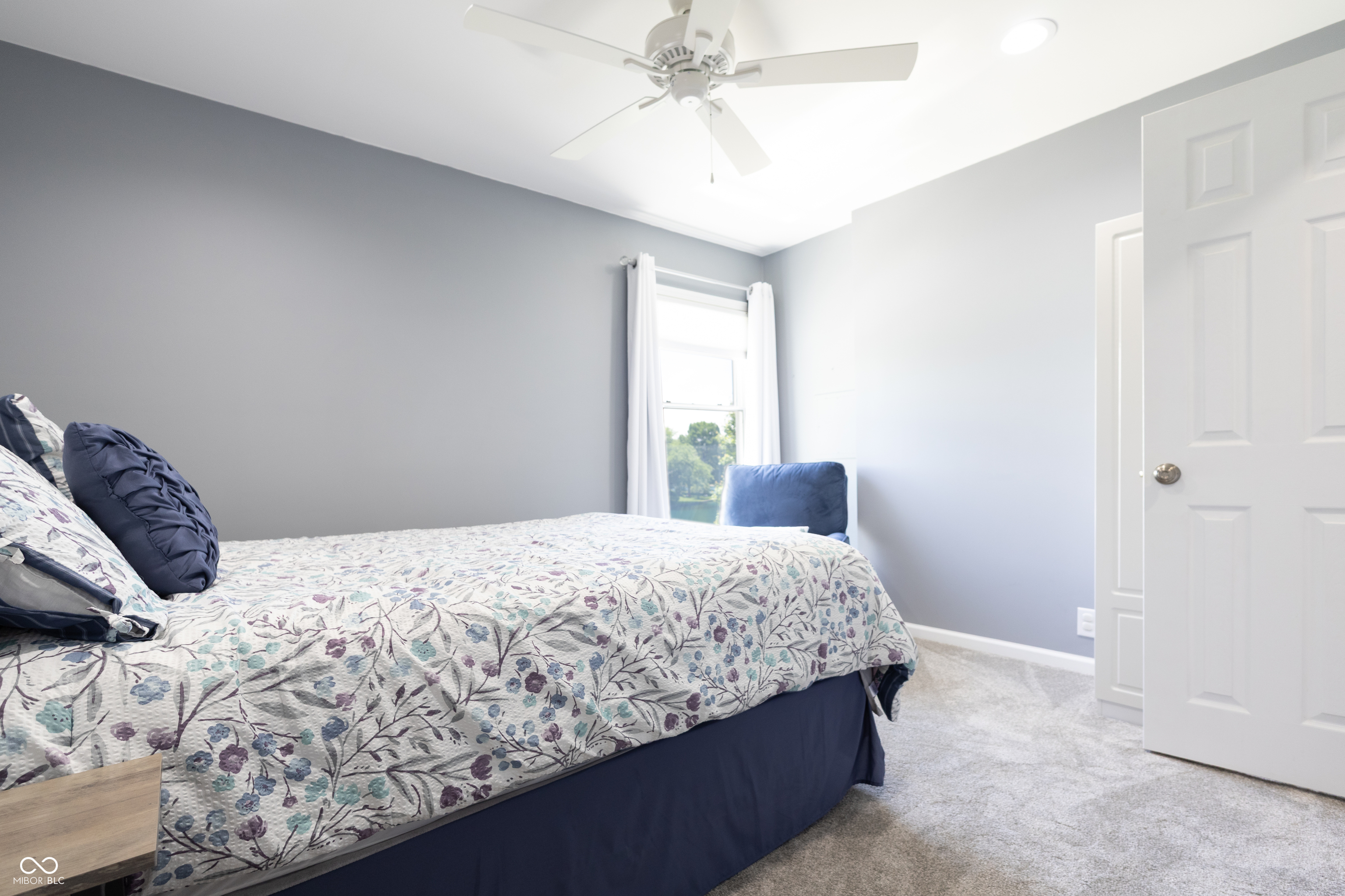 Columbus, Indiana, 47203, United States, 5 Bedrooms Bedrooms, ,6 BathroomsBathrooms,Residential,For Sale,1975671