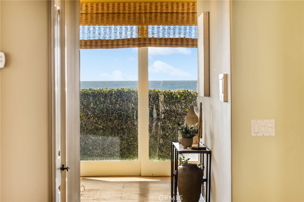 San Diego, California, 92107, United States, 6 Bedrooms Bedrooms, ,5 BathroomsBathrooms,Residential,For Sale,1843009