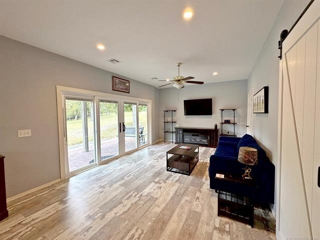 Hulbert, Oklahoma, 74441, United States, 3 Bedrooms Bedrooms, ,2 BathroomsBathrooms,Residential,For Sale,1976357