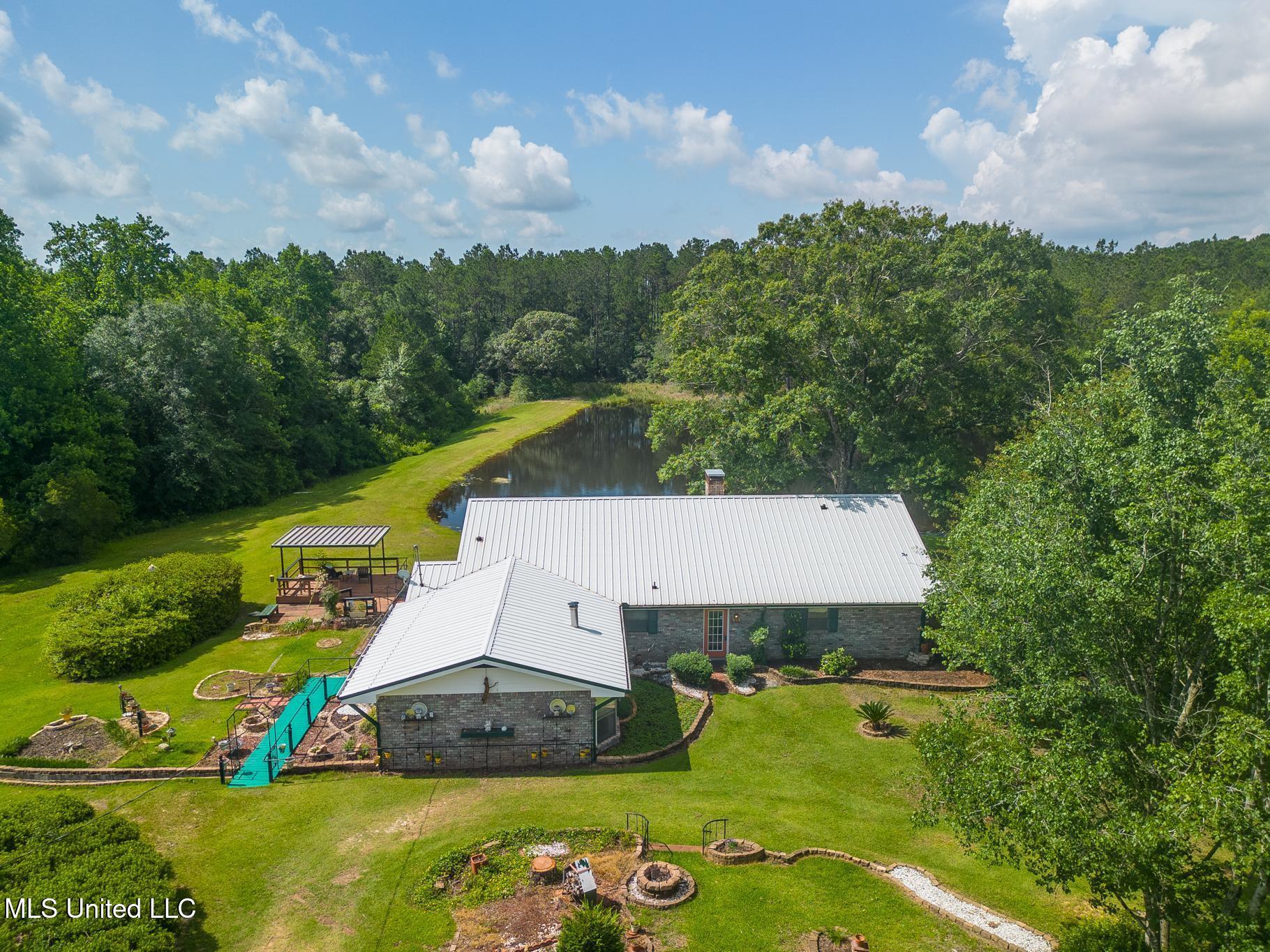 Pass Christian, Mississippi, 39571, United States, 3 Bedrooms Bedrooms, ,2 BathroomsBathrooms,Residential,For Sale,1874692