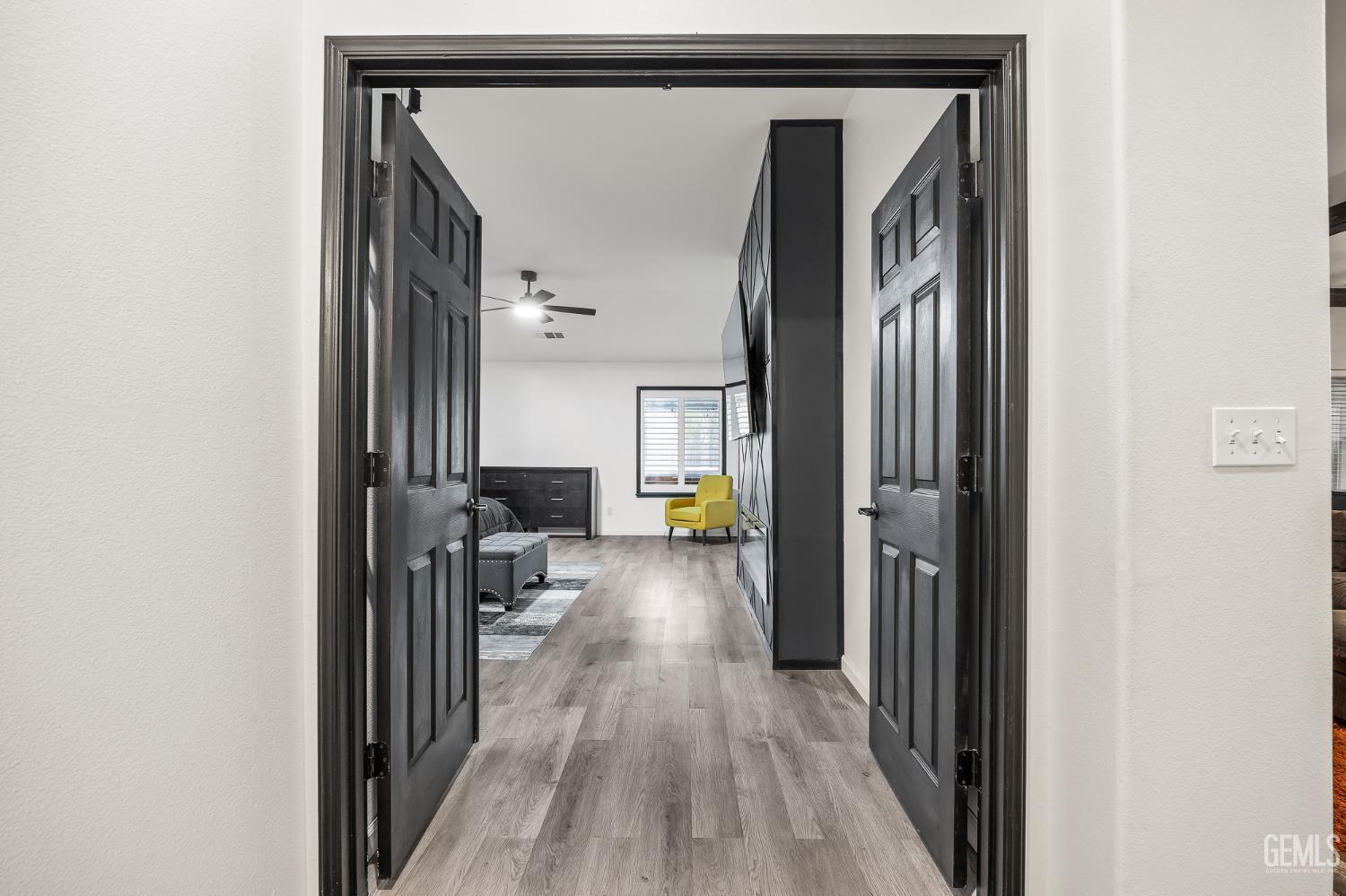 Hanford, California, 93230, United States, 4 Bedrooms Bedrooms, ,2 BathroomsBathrooms,Residential,For Sale,1985699