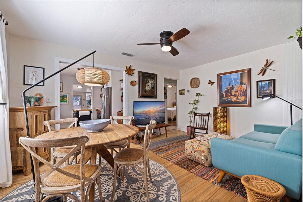 St Petersburg, Florida, 33713, United States, 2 Bedrooms Bedrooms, ,2 BathroomsBathrooms,Residential,For Sale,1768488