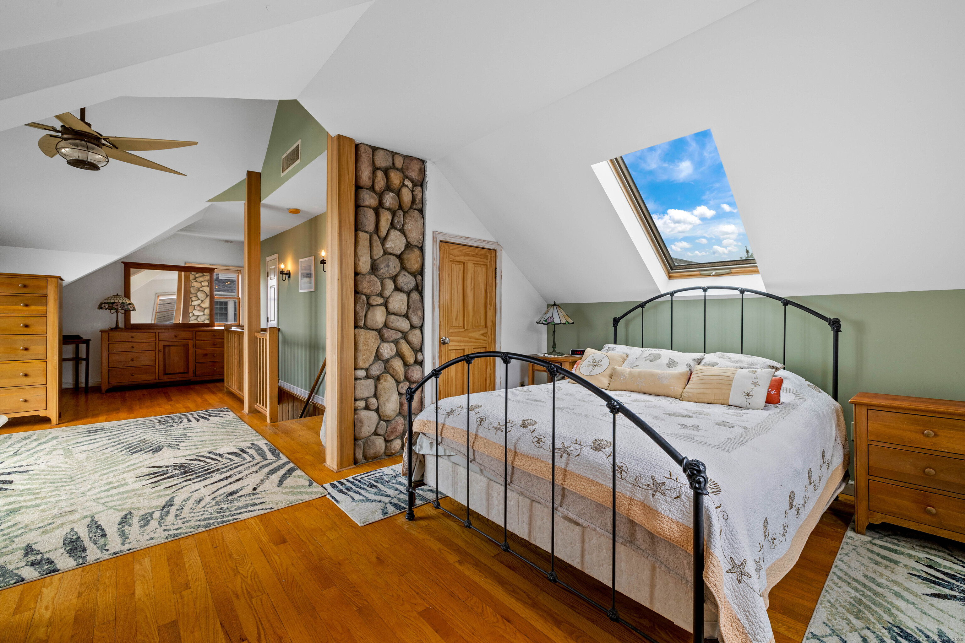 Westbrook, Connecticut, 06498, United States, 3 Bedrooms Bedrooms, ,2 BathroomsBathrooms,Residential,For Sale,1910769