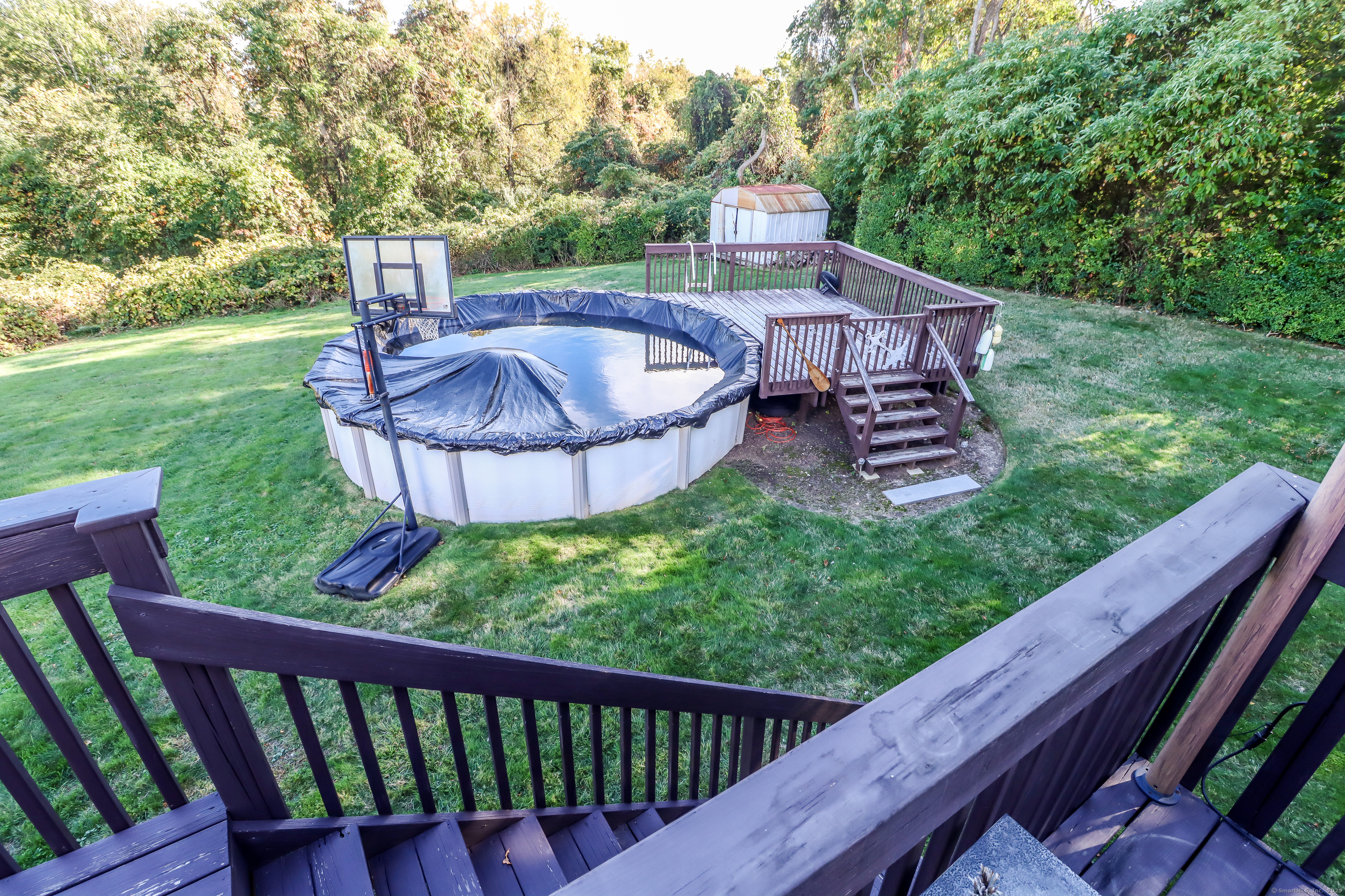 Milford, Connecticut, 06460, United States, 3 Bedrooms Bedrooms, ,2 BathroomsBathrooms,Residential,For Sale,1969052