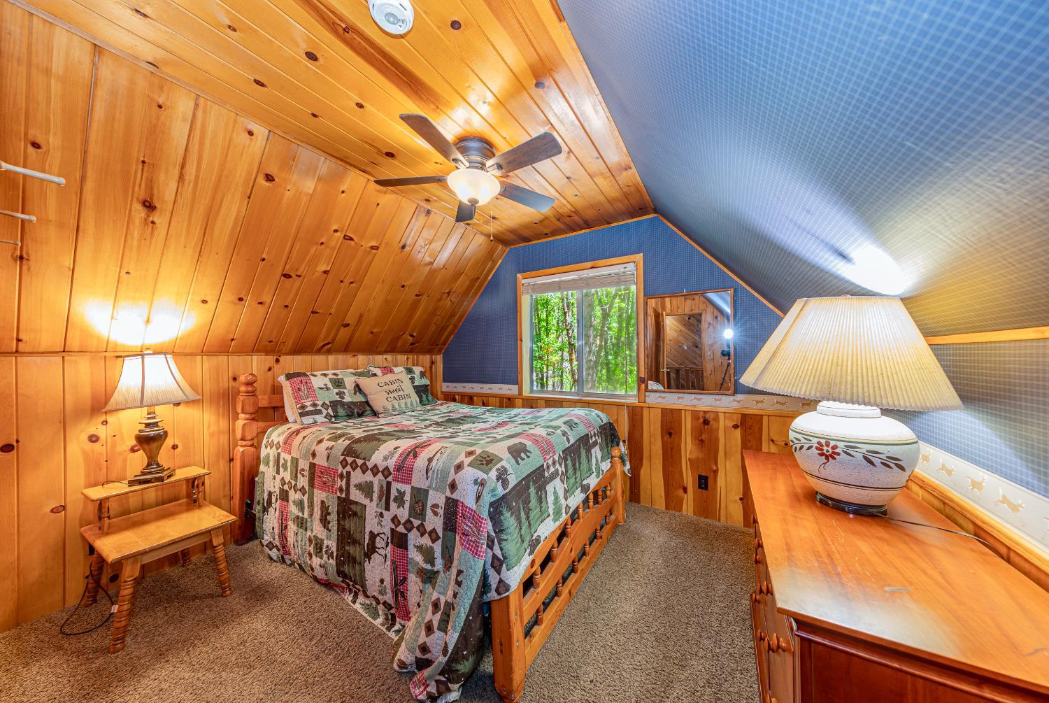 Yosemite, California, 95389, United States, 5 Bedrooms Bedrooms, ,4 BathroomsBathrooms,Residential,For Sale,1975650