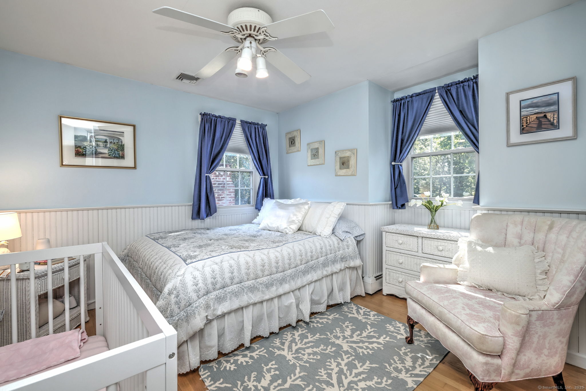 Milford, Connecticut, 06461, United States, 3 Bedrooms Bedrooms, ,3 BathroomsBathrooms,Residential,For Sale,1938642