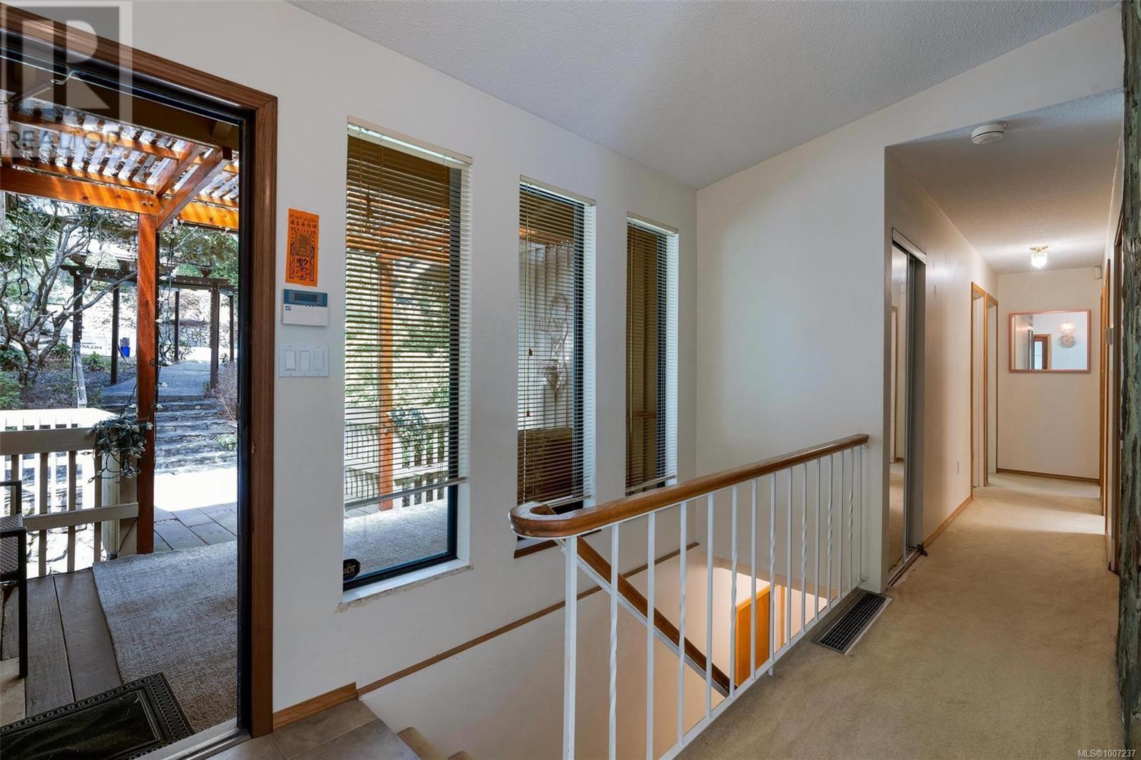 SAANICH, British Columbia, V8Y 1A9, CA, 4 Bedrooms Bedrooms, ,3 BathroomsBathrooms,Residential,For Sale,1901029