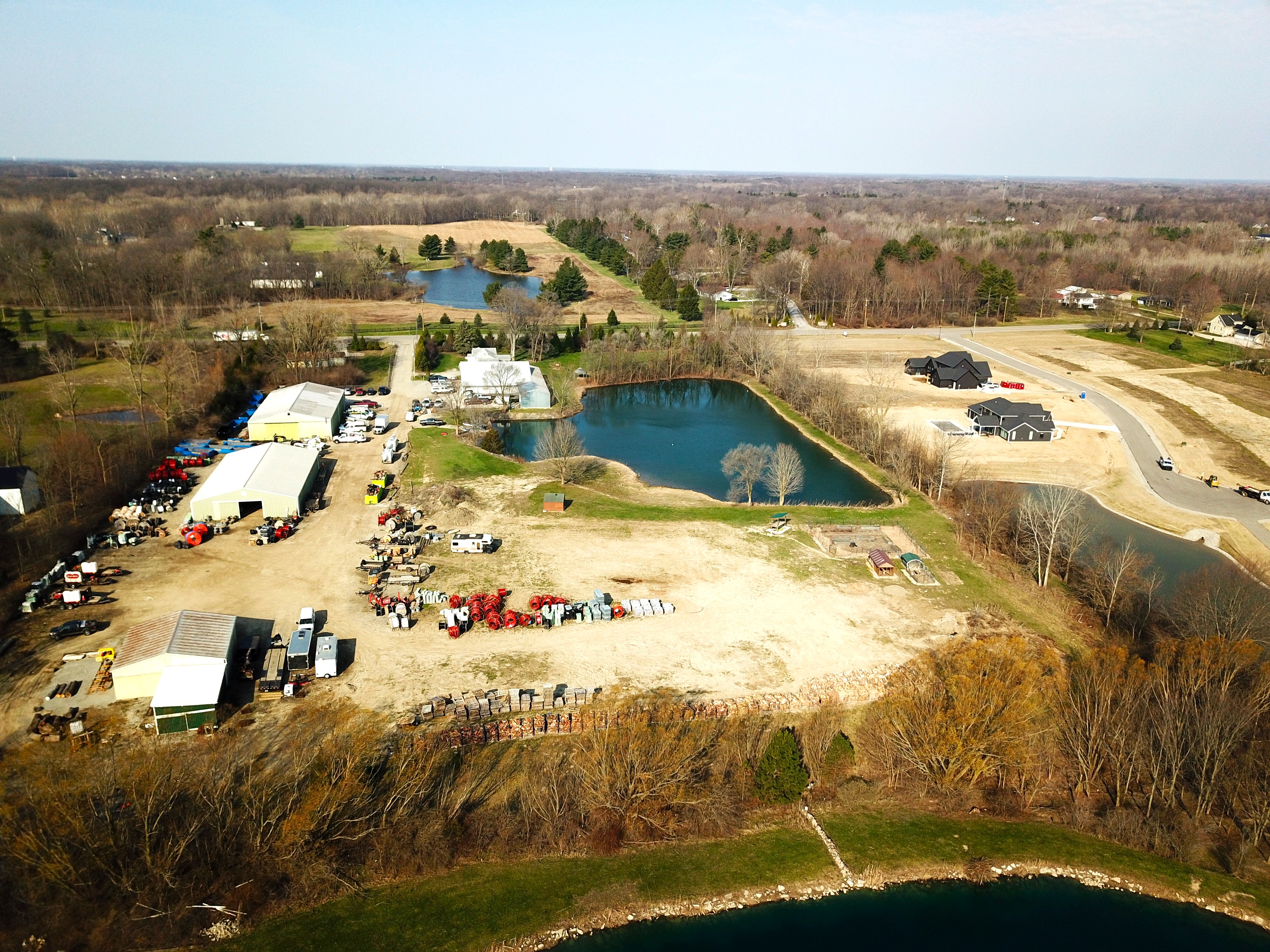  Mixed-Use Opportunity on 11 Acres and Pond - 物件實景