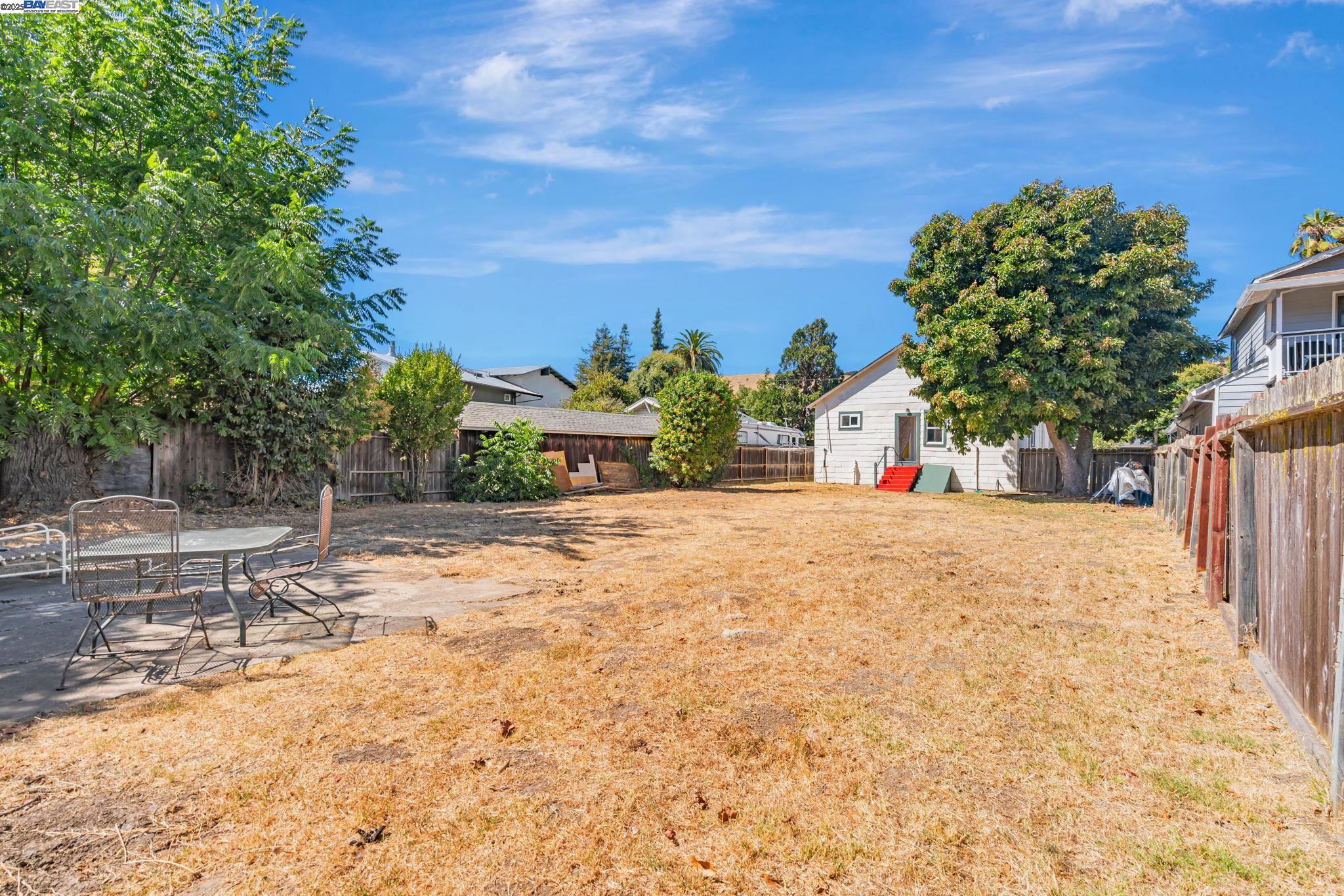 Fremont, California, 94536, United States, 3 Bedrooms Bedrooms, ,1 BathroomBathrooms,Residential,For Sale,1911094
