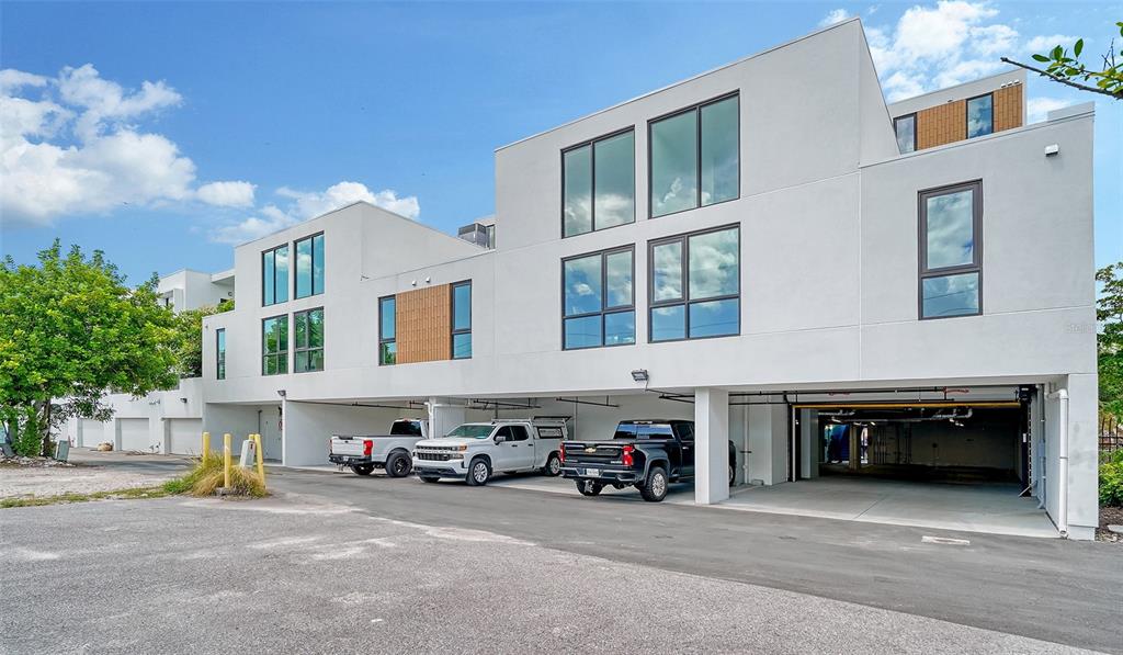 Sarasota, Florida, 34236, United States, 2 Bedrooms Bedrooms, ,2 BathroomsBathrooms,Residential,For Sale,1991932