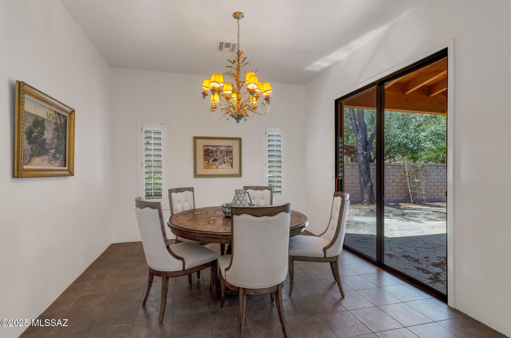 Tucson, Arizona, 85712, United States, 4 Bedrooms Bedrooms, ,4 BathroomsBathrooms,Residential,For Sale,1850331