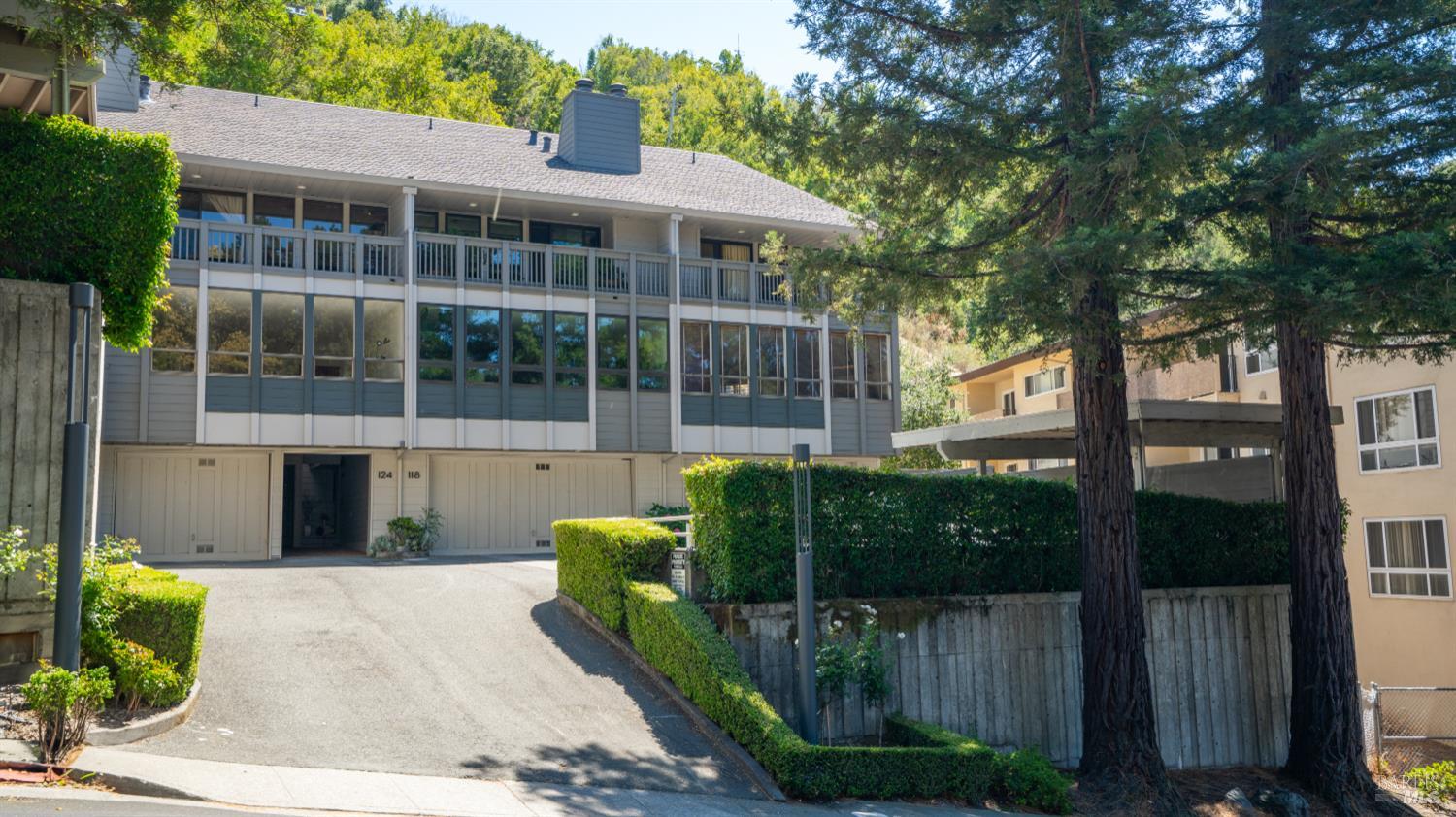 San Rafael, California, 94903, United States, 3 Bedrooms Bedrooms, ,3 BathroomsBathrooms,Residential,For Sale,1908286