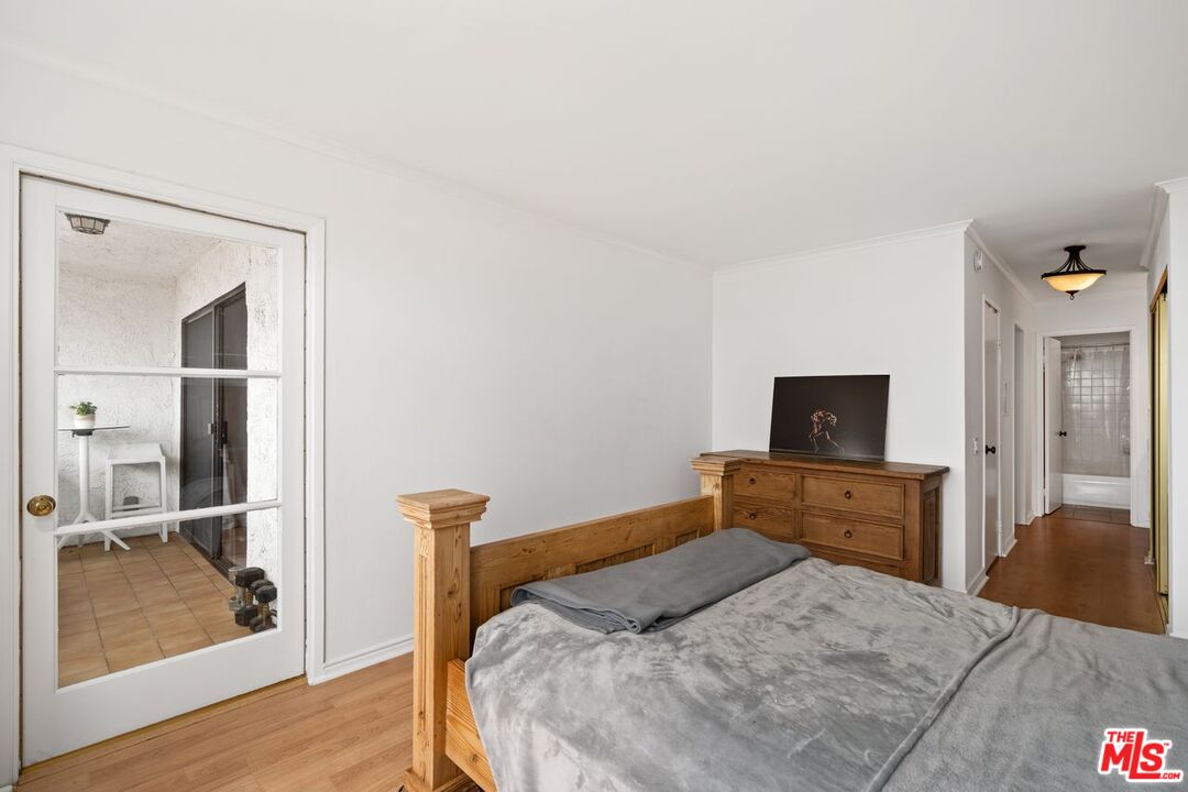 Malibu, California, 90265, United States, 1 Bedroom Bedrooms, ,1 BathroomBathrooms,Residential,For Sale,1840451