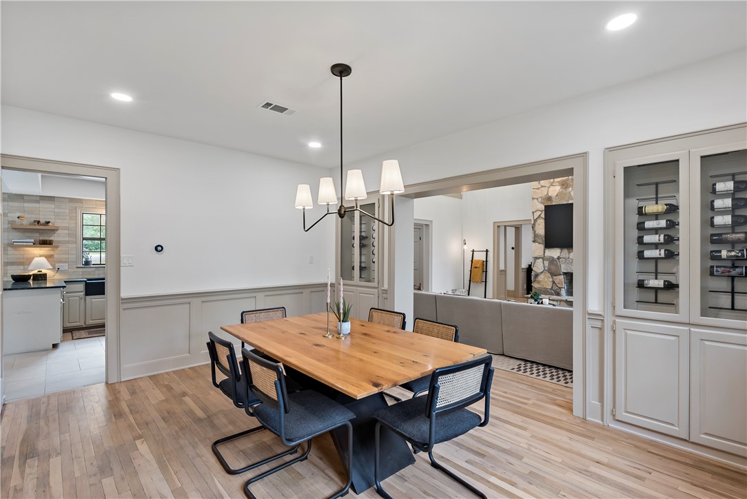 College Station, Texas, 77845, United States, 4 Bedrooms Bedrooms, ,5 BathroomsBathrooms,Residential,For Sale,1932091