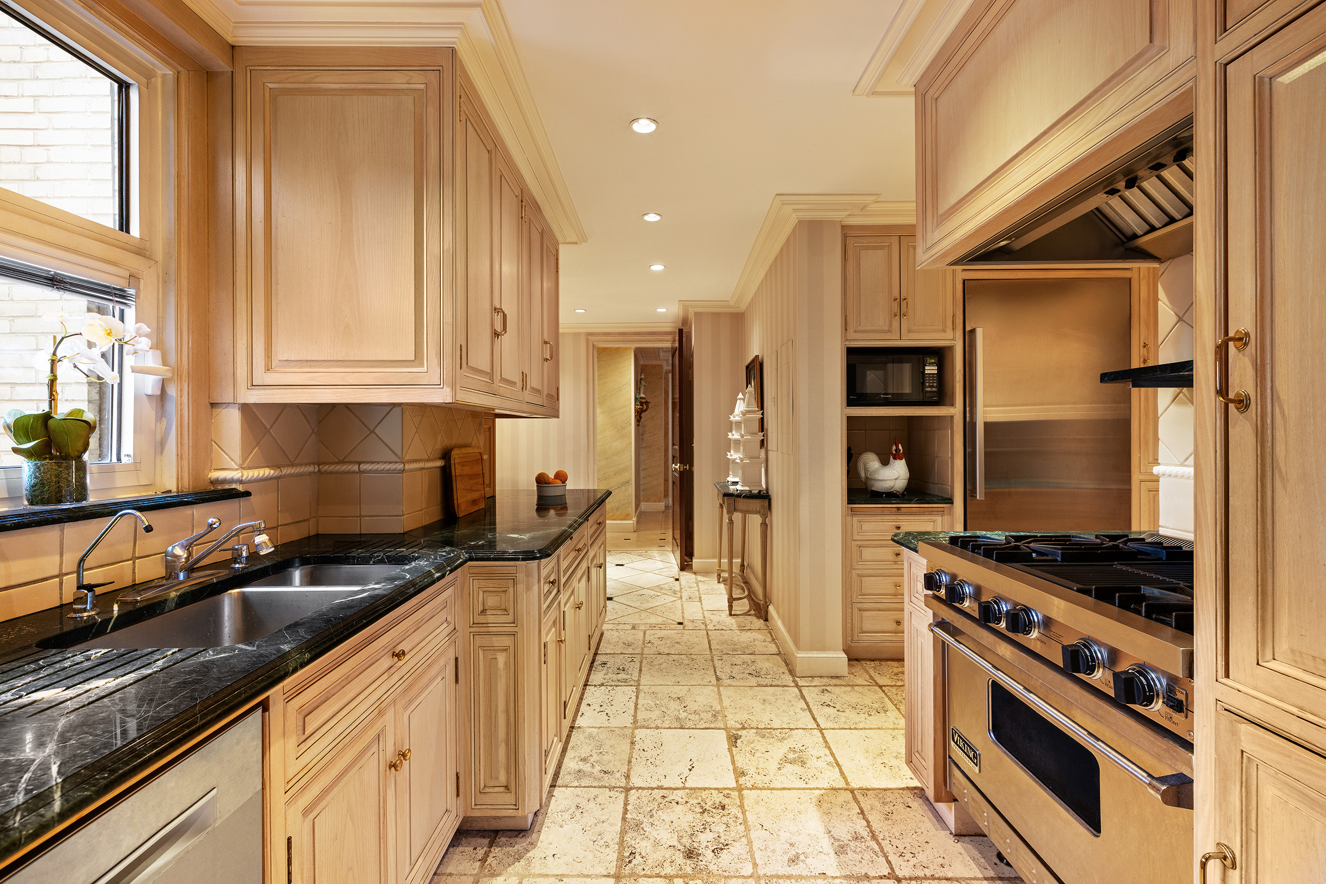  133 East 64th Street - 物件實景