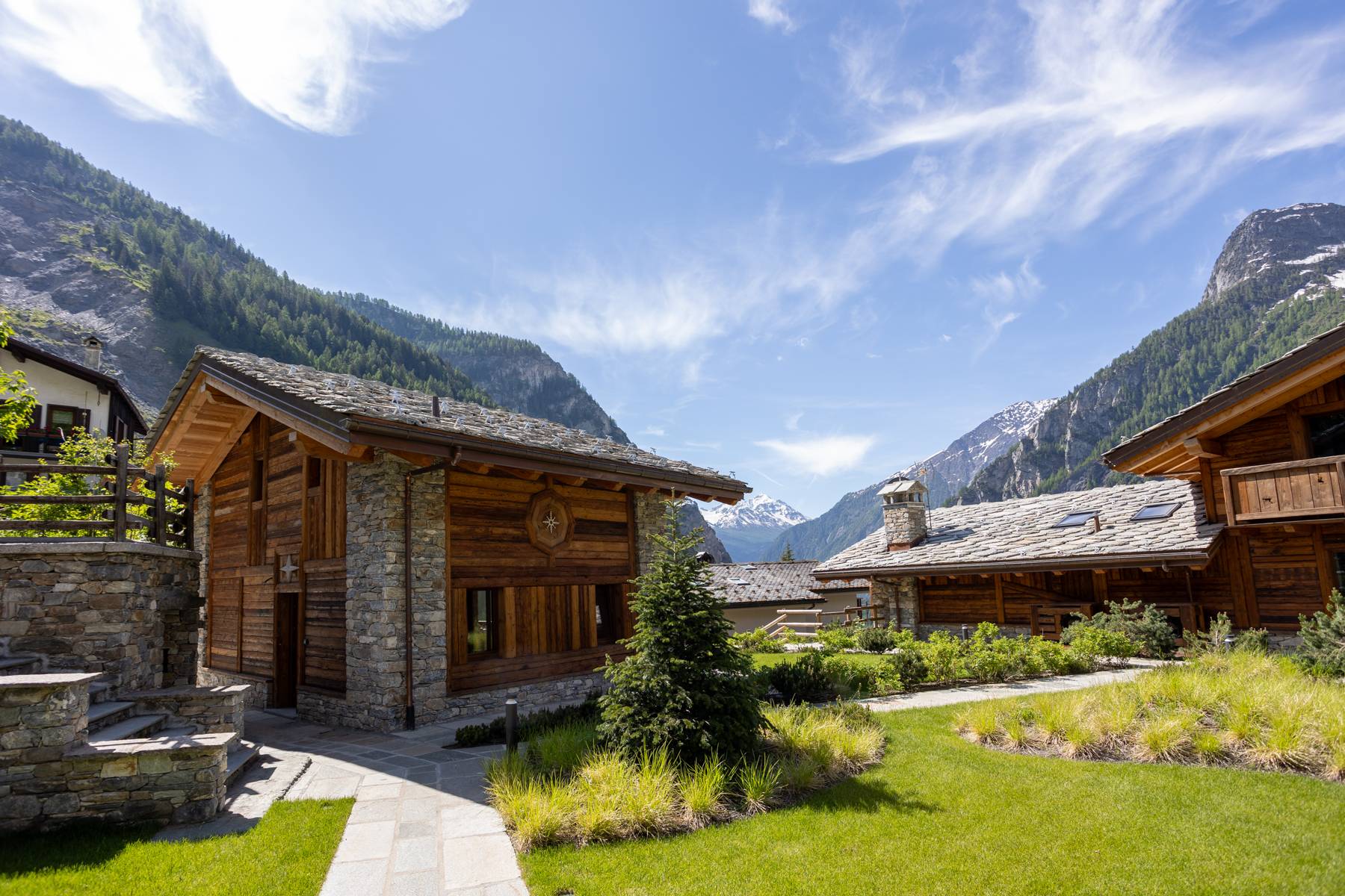 Newly built chalet in Courmayeur 