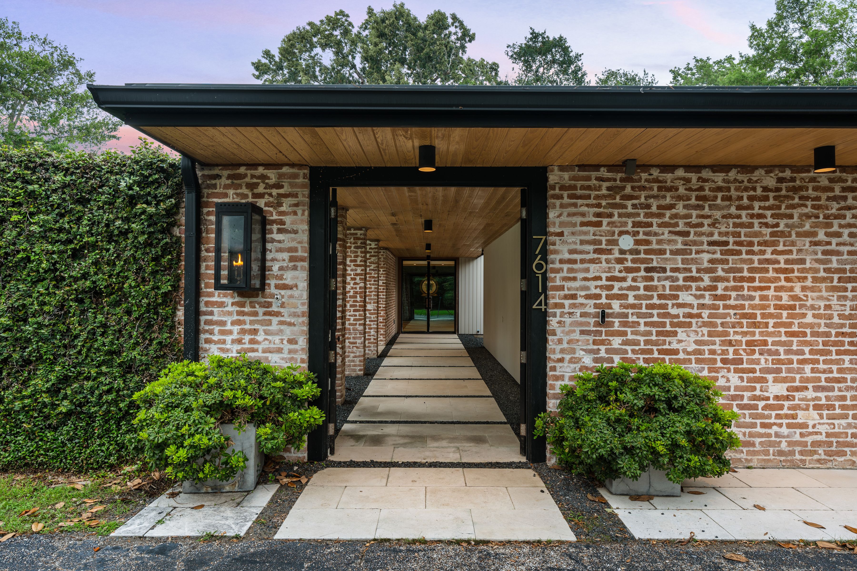  7614 River Point Drive - 物件實景