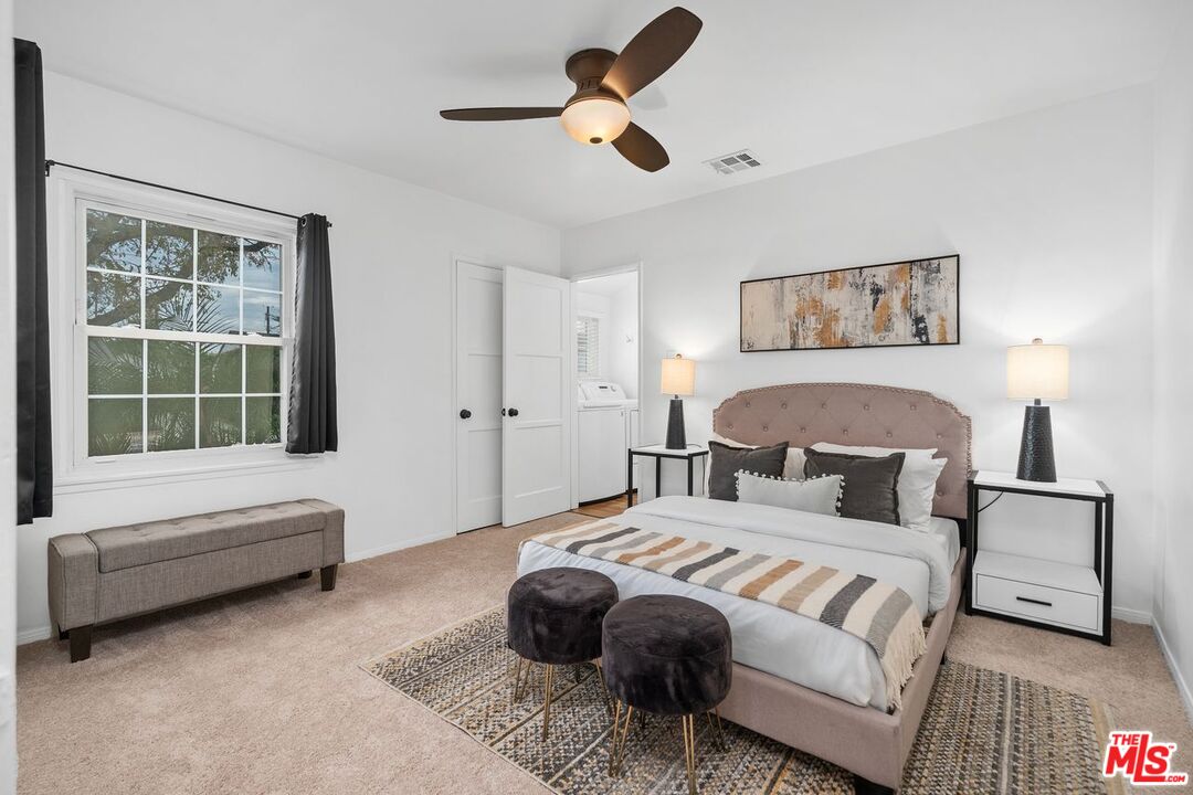 Lake Balboa, California, 91406, United States, 3 Bedrooms Bedrooms, ,1 BathroomBathrooms,Residential,For Sale,1992141