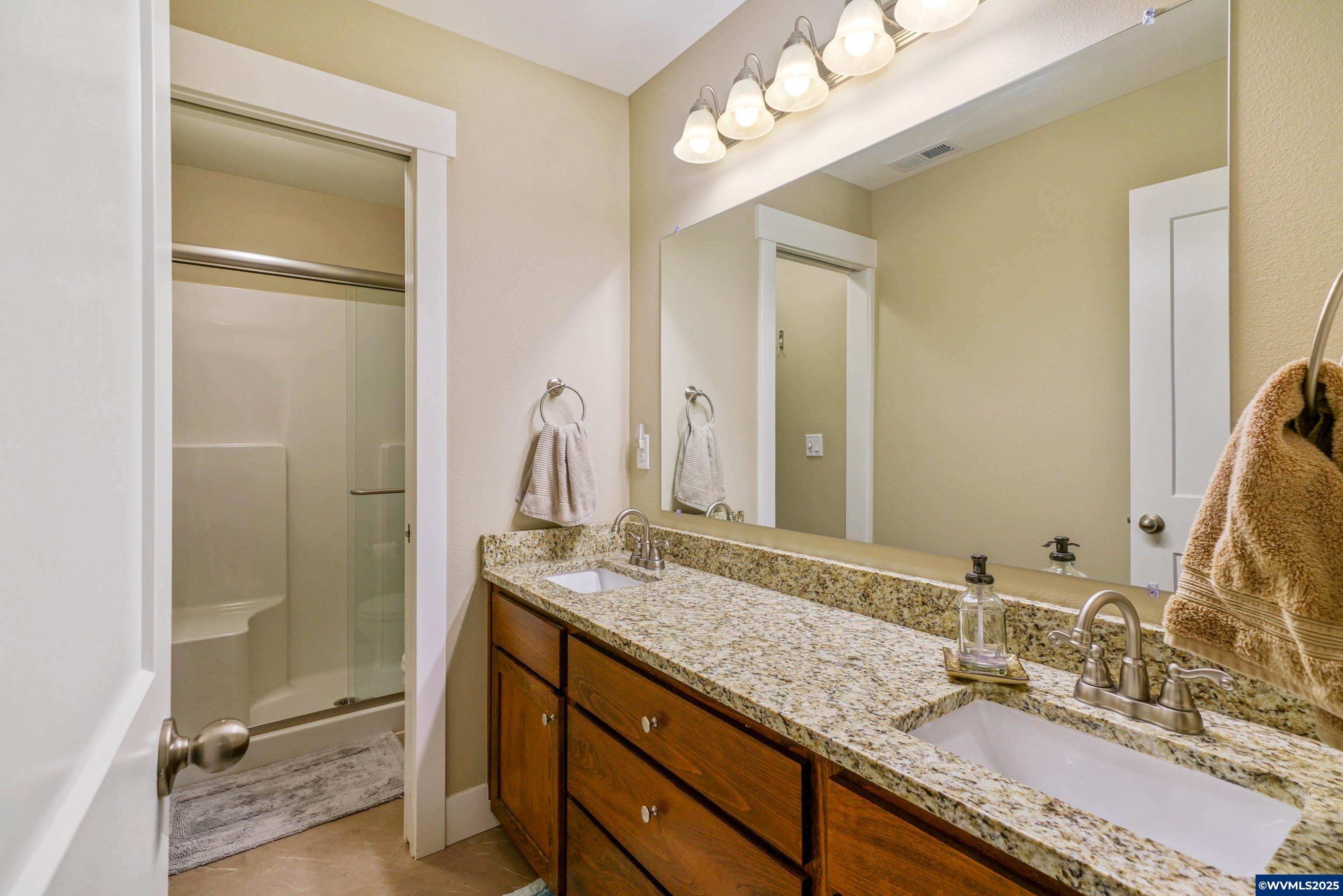 Salem, Oregon, 97306, United States, 3 Bedrooms Bedrooms, ,3 BathroomsBathrooms,Residential,For Sale,1891858