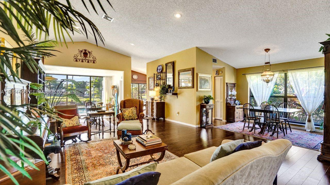 Boca Raton, Florida, 33428, United States, 3 Bedrooms Bedrooms, ,2 BathroomsBathrooms,Residential,For Sale,1997498