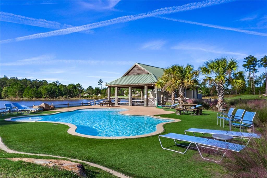 Madisonville, Louisiana, 70447, United States, 4 Bedrooms Bedrooms, ,4 BathroomsBathrooms,Residential,For Sale,1947964