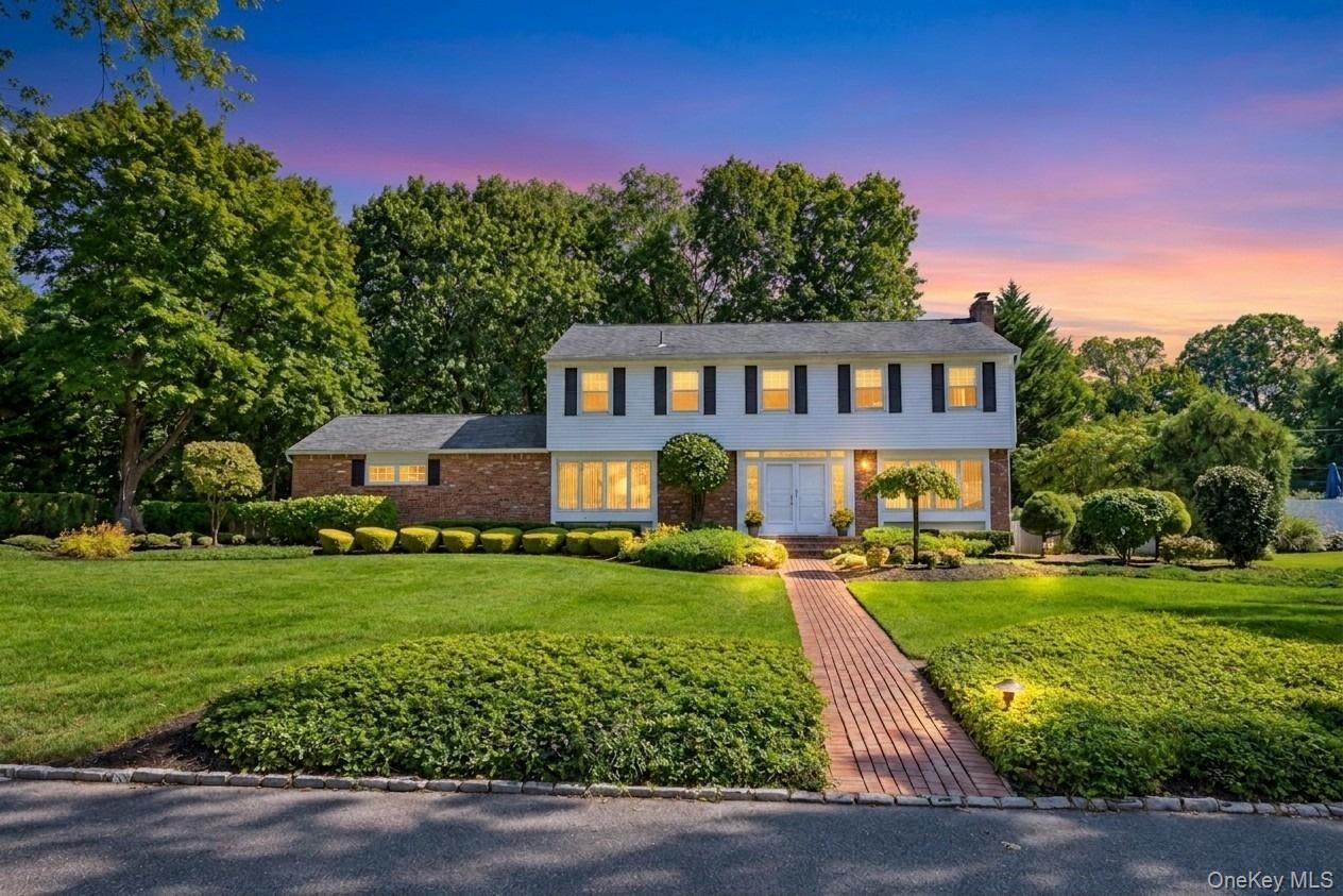 Lot Rd, Smithtown, NY 11787