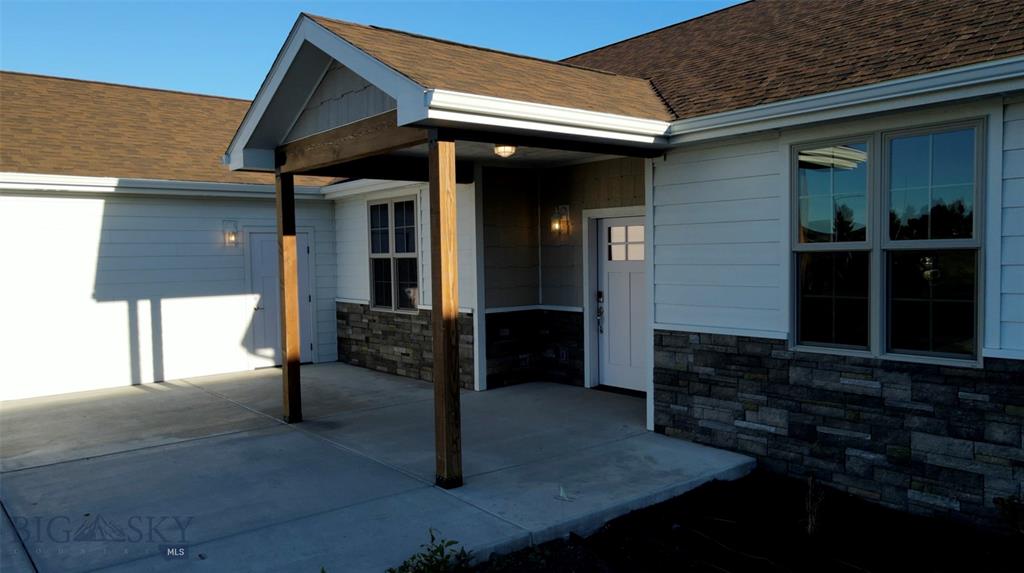 Deer Lodge, Montana, 59722, United States, 3 Bedrooms Bedrooms, ,2 BathroomsBathrooms,Residential,For Sale,2005781