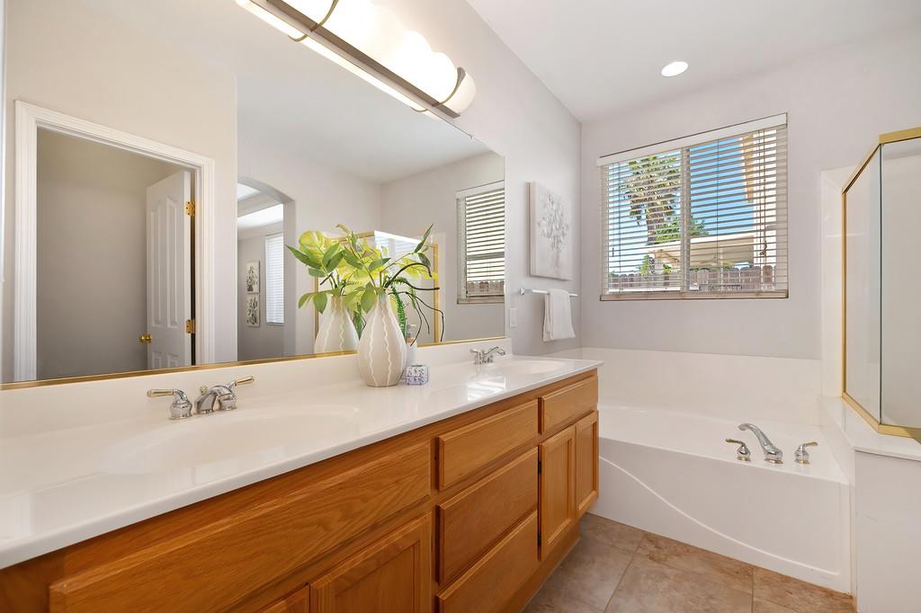 Sacramento, California, 95835, United States, 4 Bedrooms Bedrooms, ,2 BathroomsBathrooms,Residential,For Sale,1957023