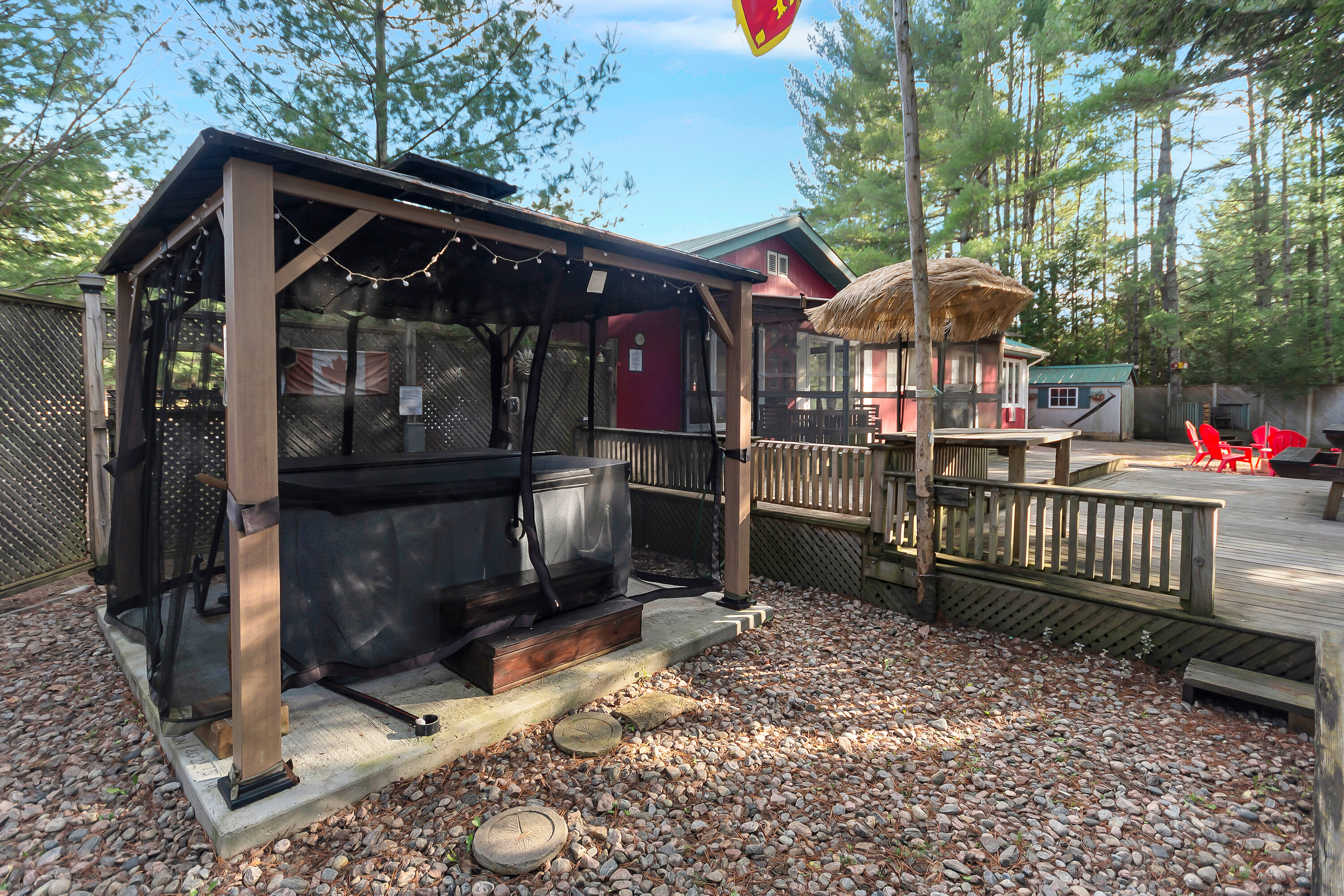  Burnt River Retreat - 物件實景