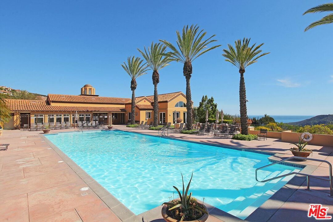 Pacific Palisades, California, 90272, United States, 4 Bedrooms Bedrooms, ,4 BathroomsBathrooms,Residential,For Sale,1911356