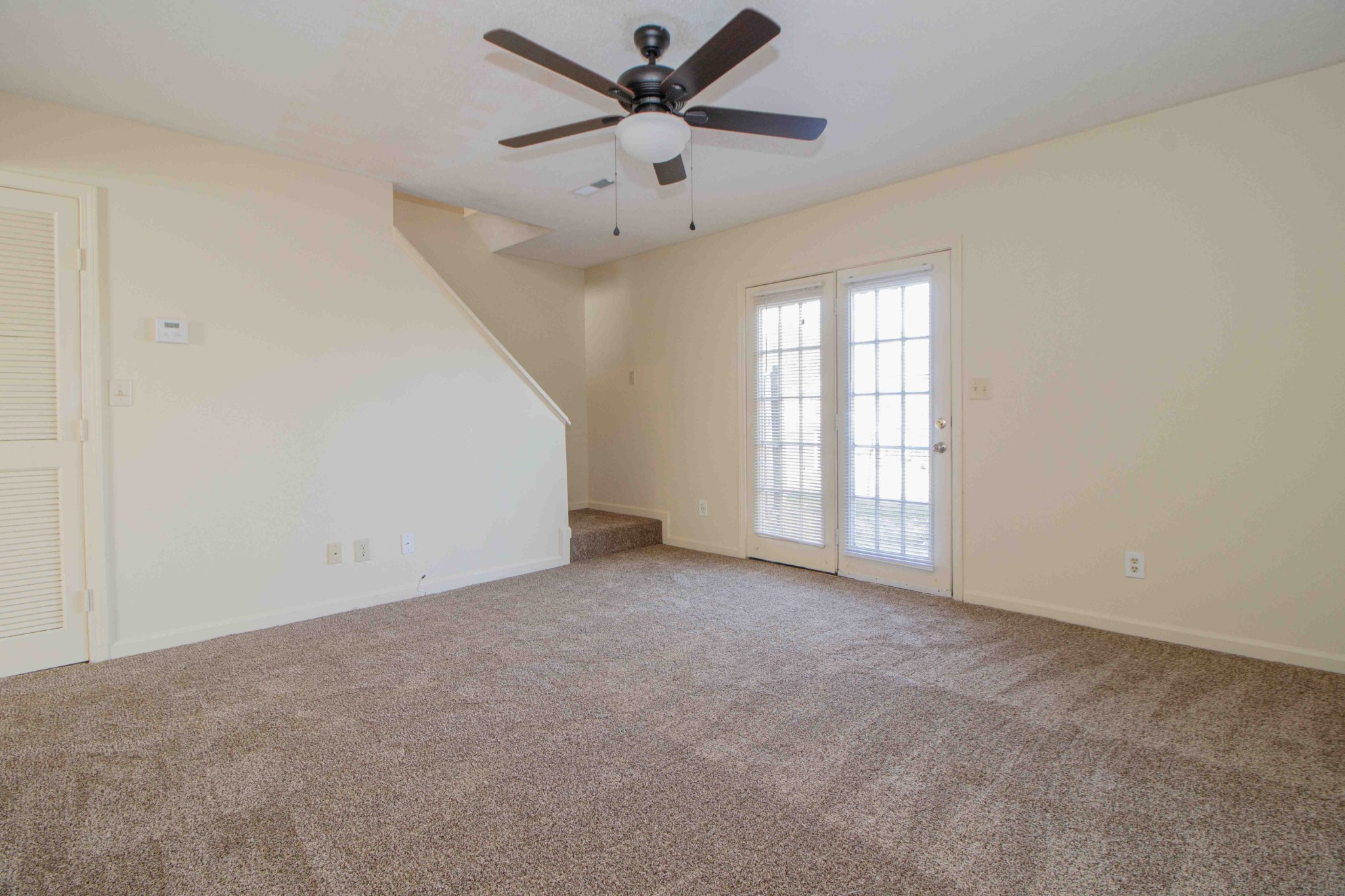 Clarksville, Tennessee, 37042, United States, ,Residential,For Sale,2013065