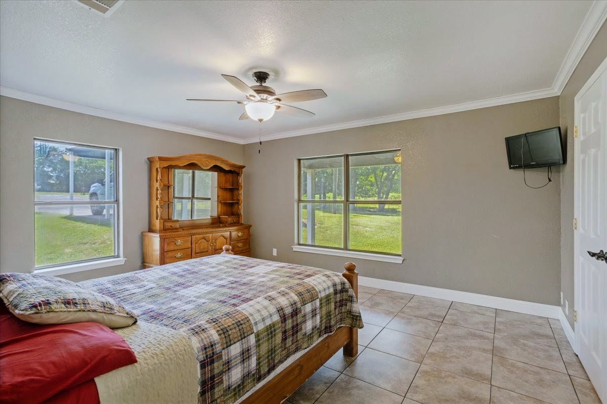 Savoy, Texas, 75479, United States, 3 Bedrooms Bedrooms, ,2 BathroomsBathrooms,Residential,For Sale,1979874