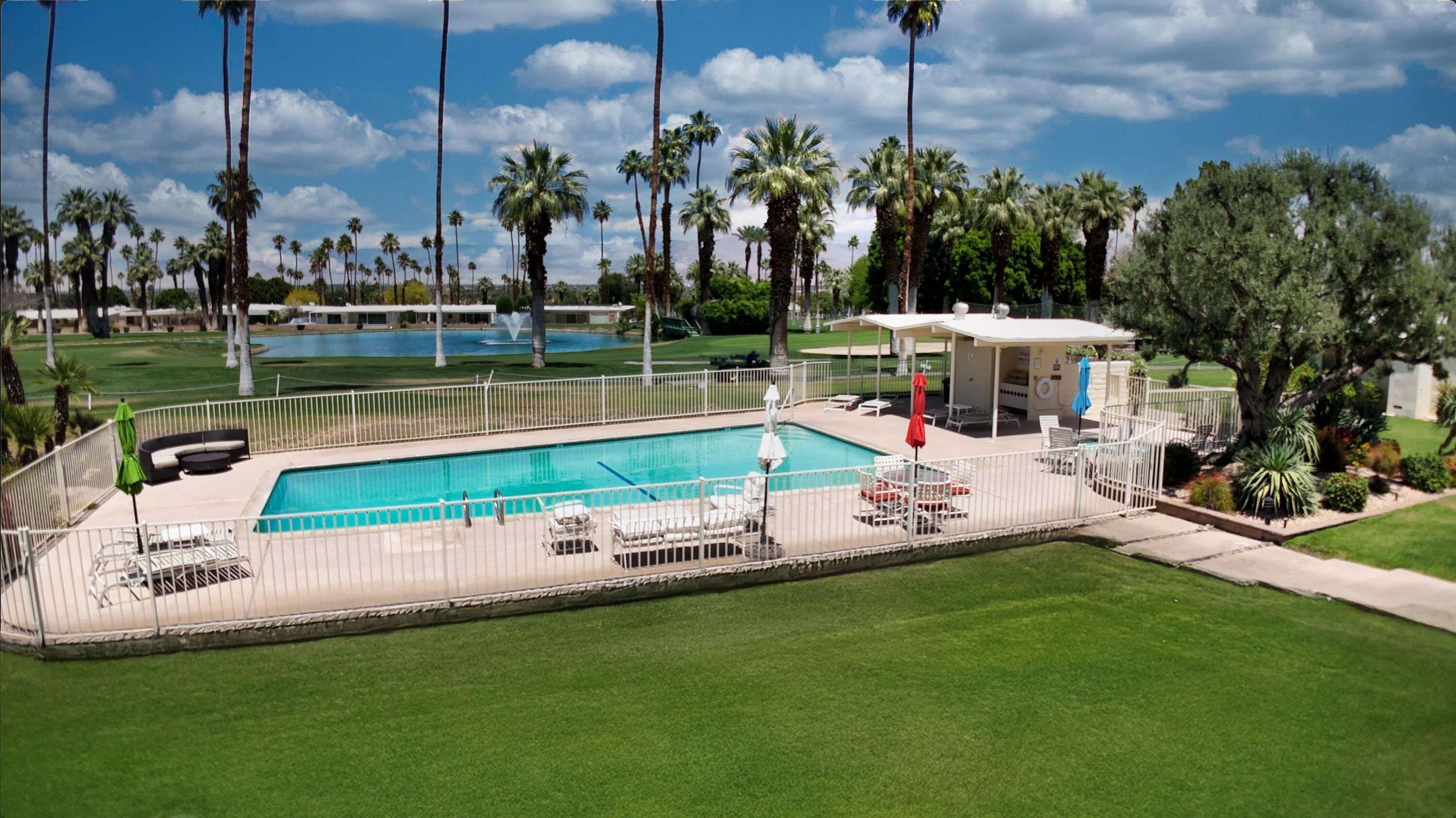 Palm Desert, California, 92260, United States, 2 Bedrooms Bedrooms, ,2 BathroomsBathrooms,Residential,For Sale,1805960