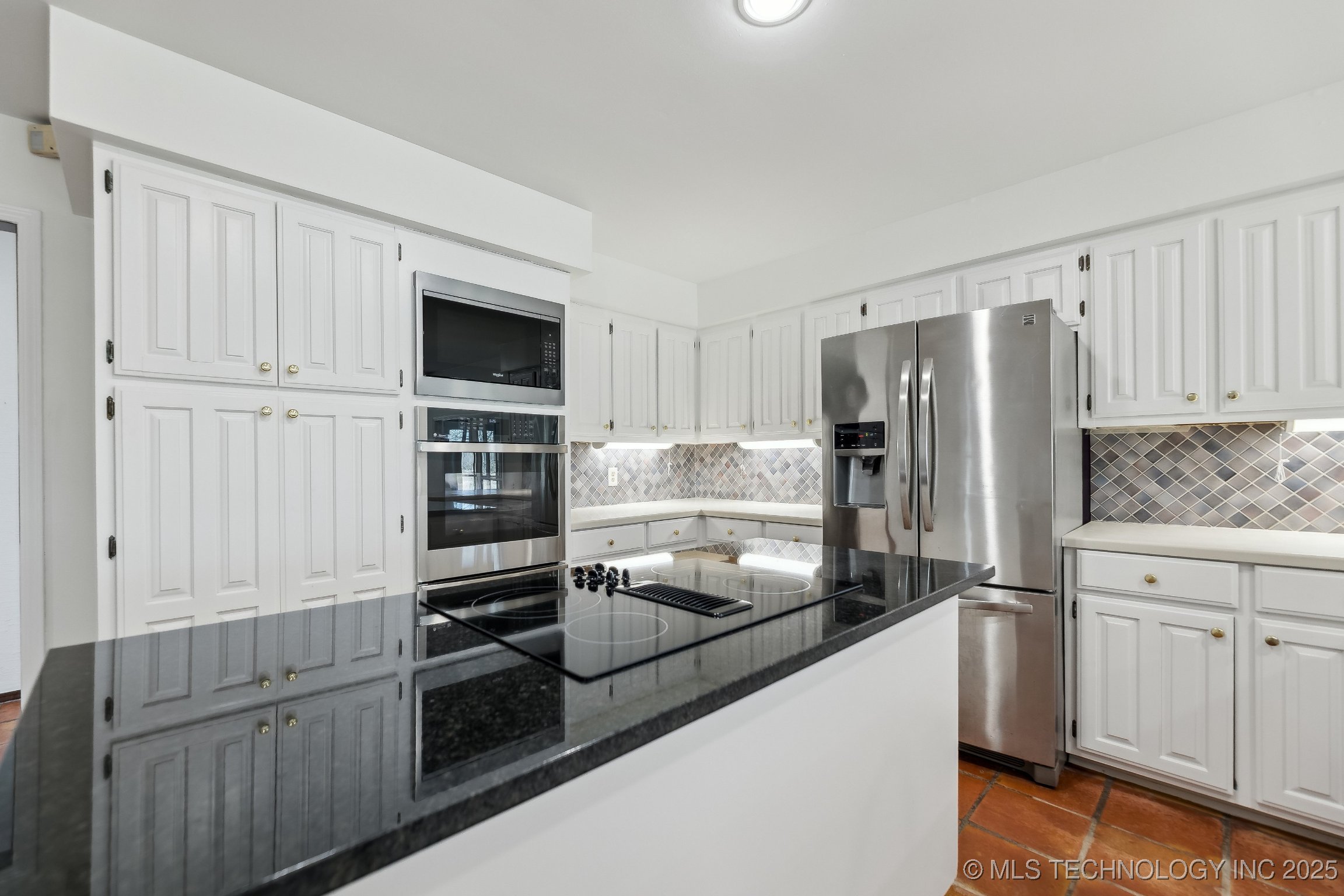 Sand Springs, Oklahoma, 74063, United States, 3 Bedrooms Bedrooms, ,3 BathroomsBathrooms,Residential,For Sale,1901465