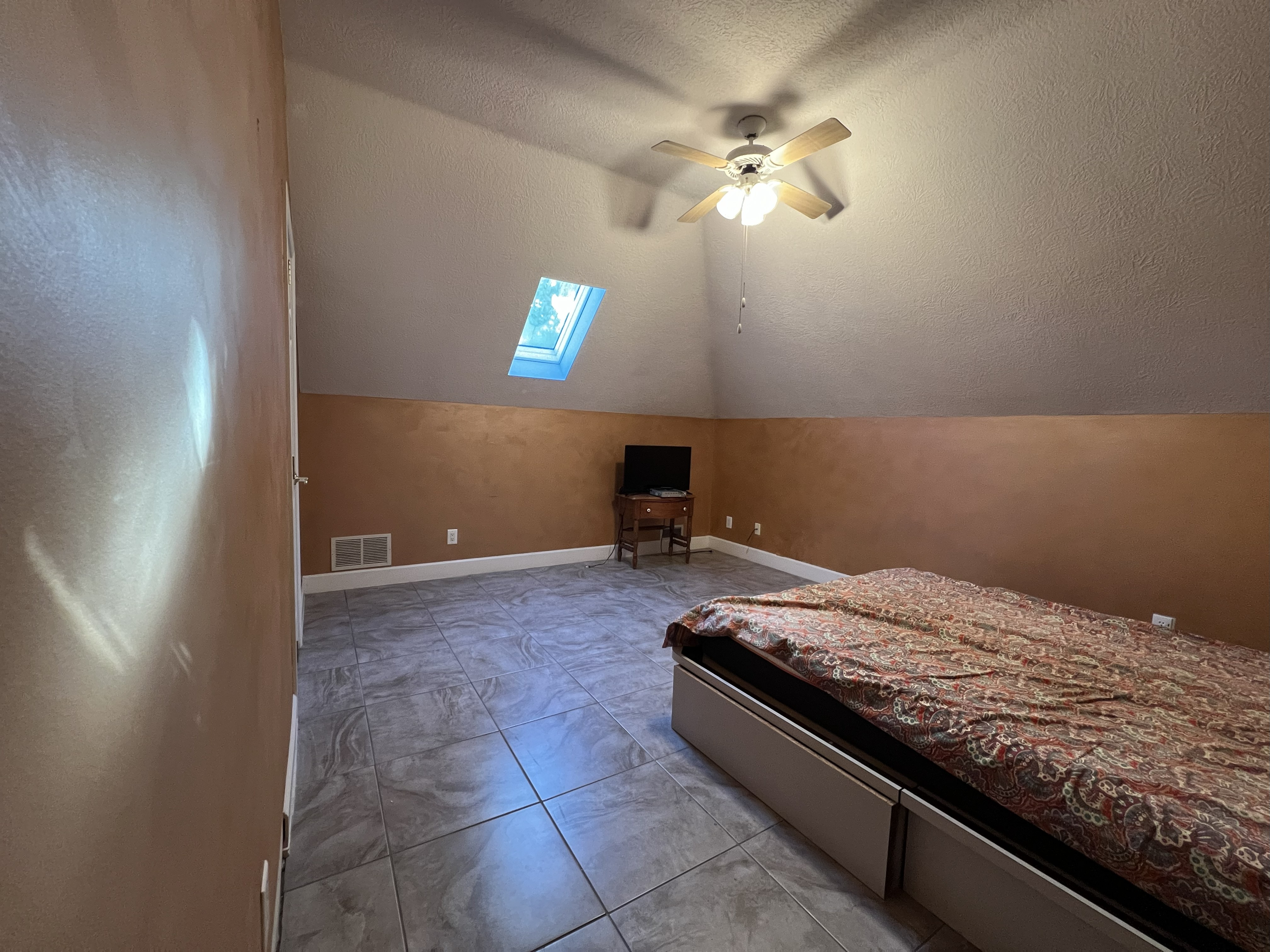 Terre Haute, Indiana, 47802, United States, 3 Bedrooms Bedrooms, ,4 BathroomsBathrooms,Residential,For Sale,1976424