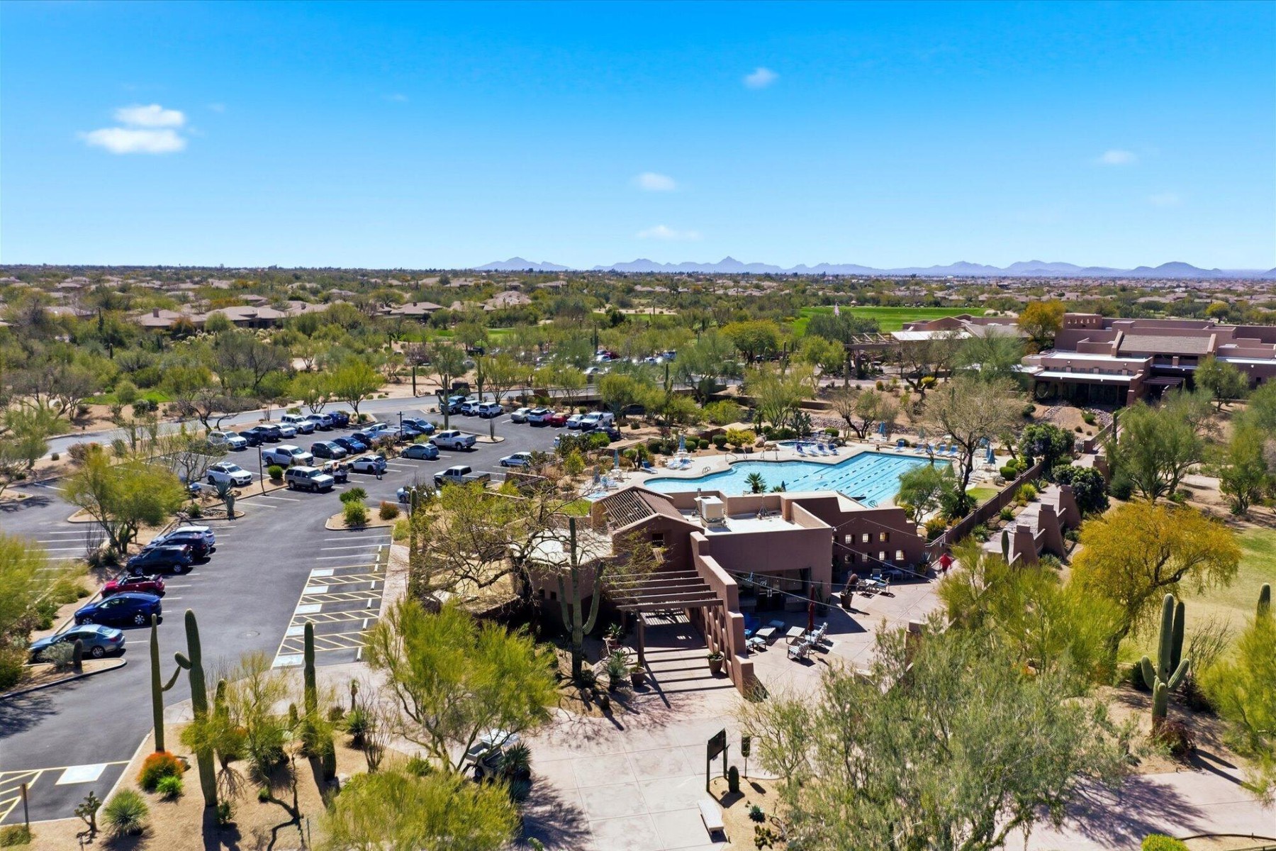  7156 E Thirsty Cactus Lane ¦ Scottsdale, AZ - 物件實景