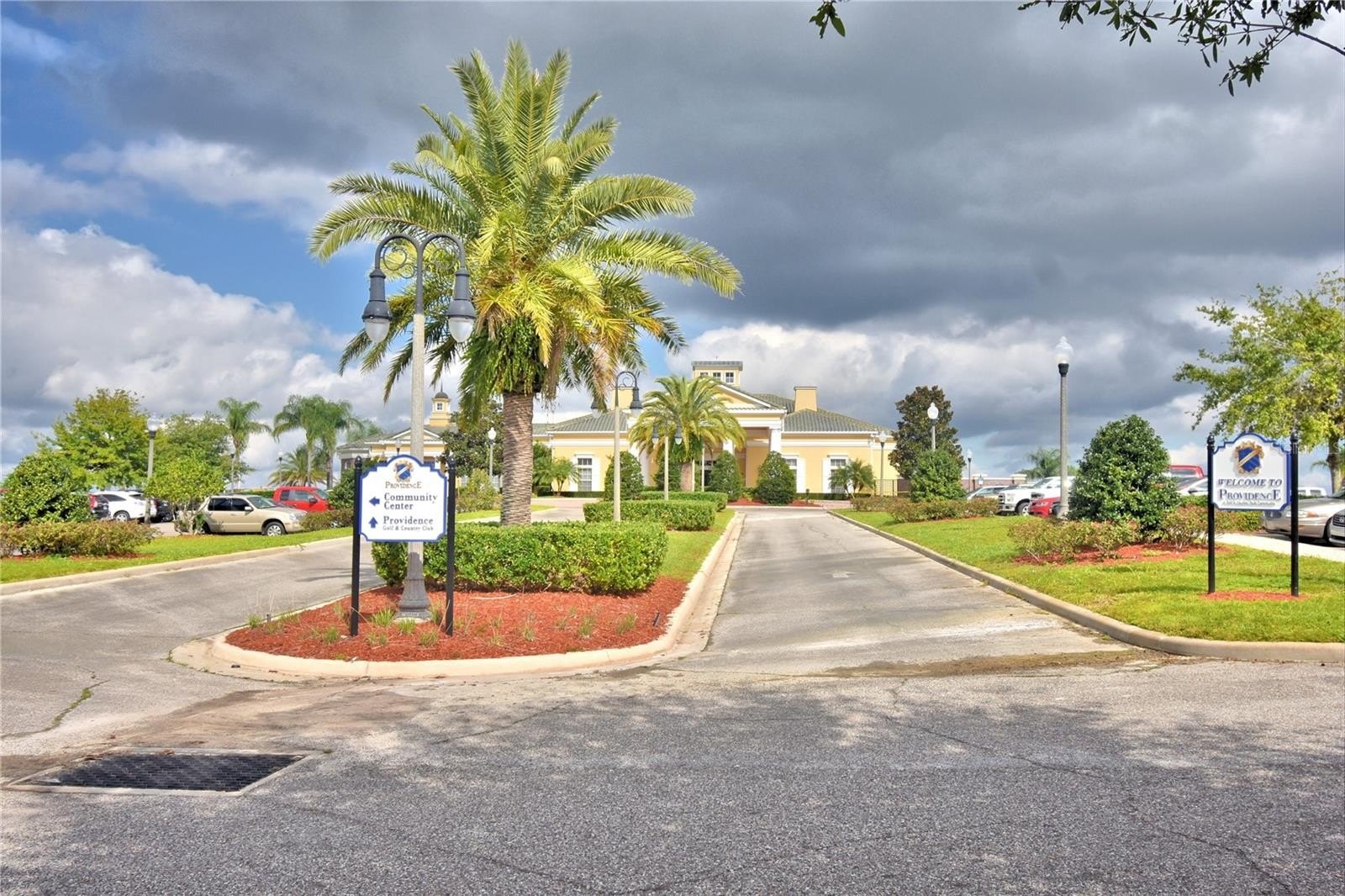 DAVENPORT, Florida, 33837, United States, 5 Bedrooms Bedrooms, ,4 BathroomsBathrooms,Residential,For Sale,1975734