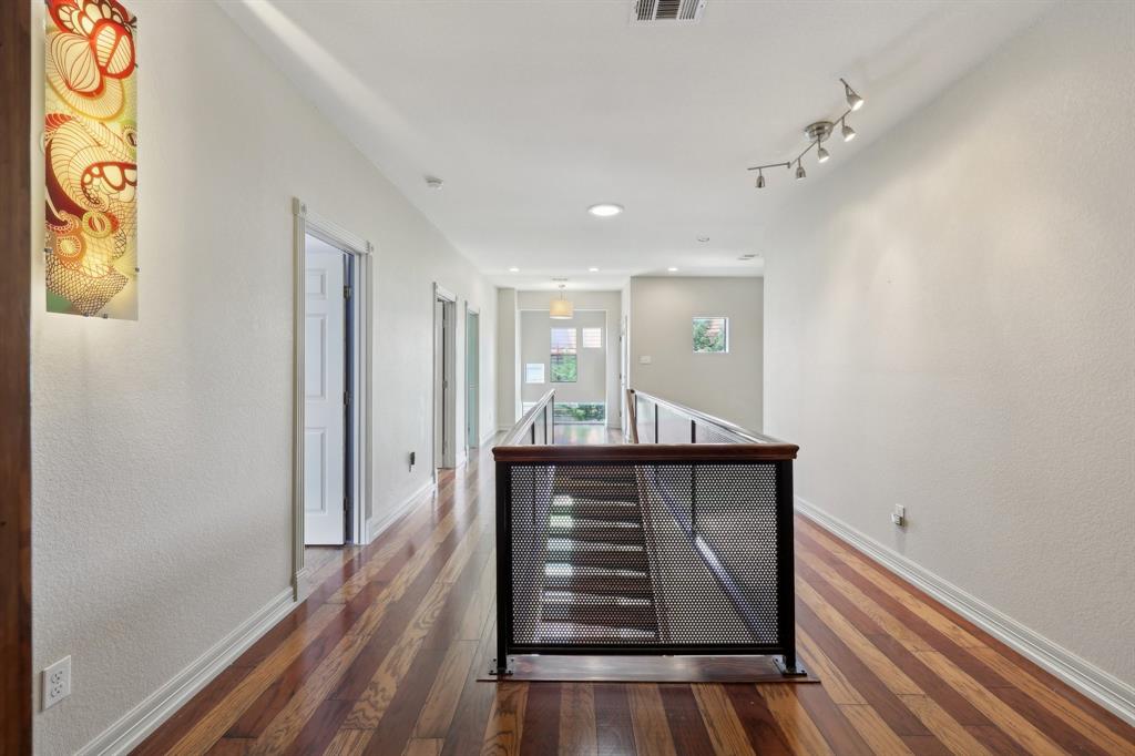 Fort Worth, Texas, 76107, United States, 5 Bedrooms Bedrooms, ,3 BathroomsBathrooms,Residential,For Sale,1915369