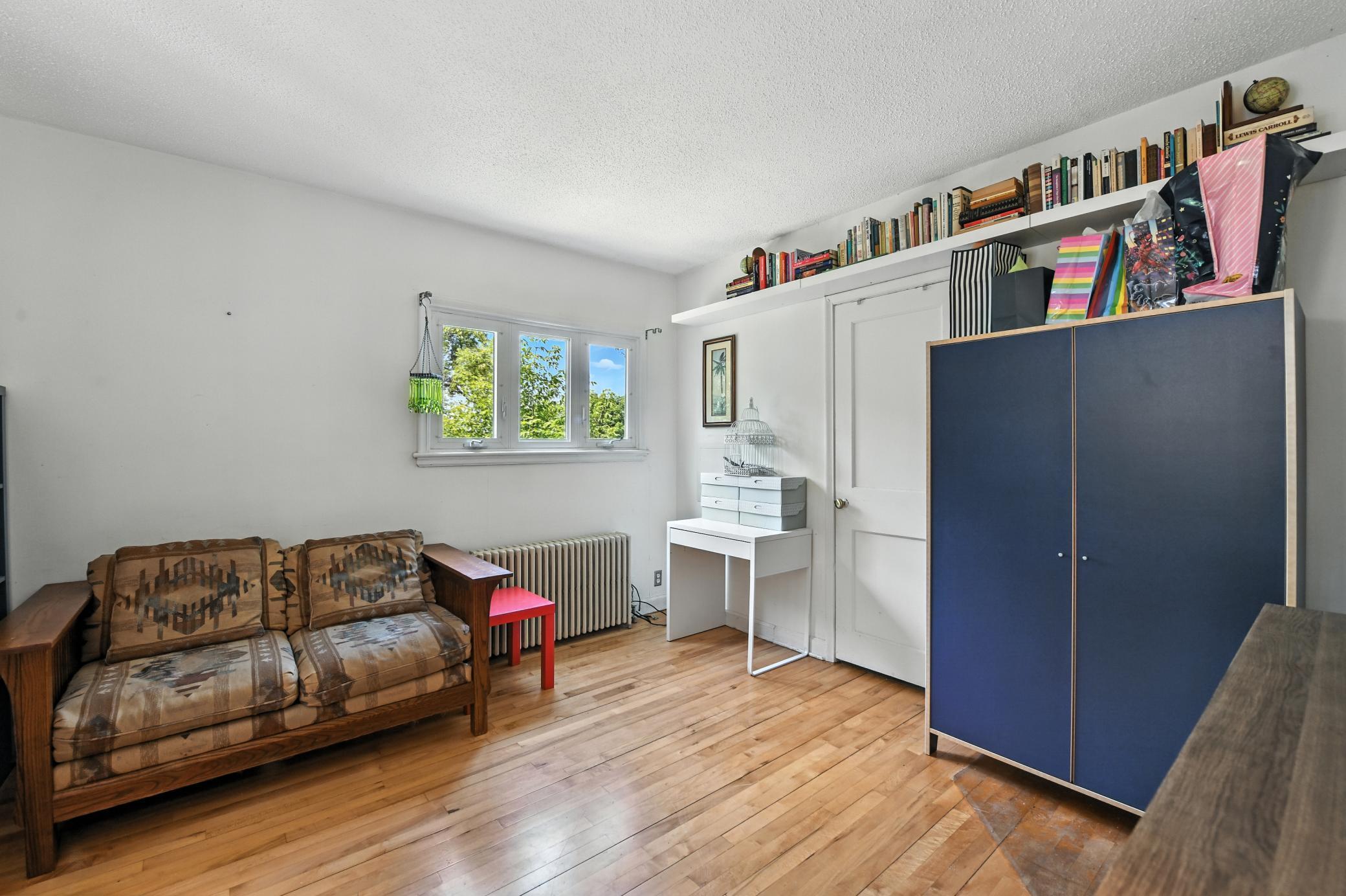 Minneapolis, Minnesota, 55405, United States, 4 Bedrooms Bedrooms, ,1 BathroomBathrooms,Residential,For Sale,1905898