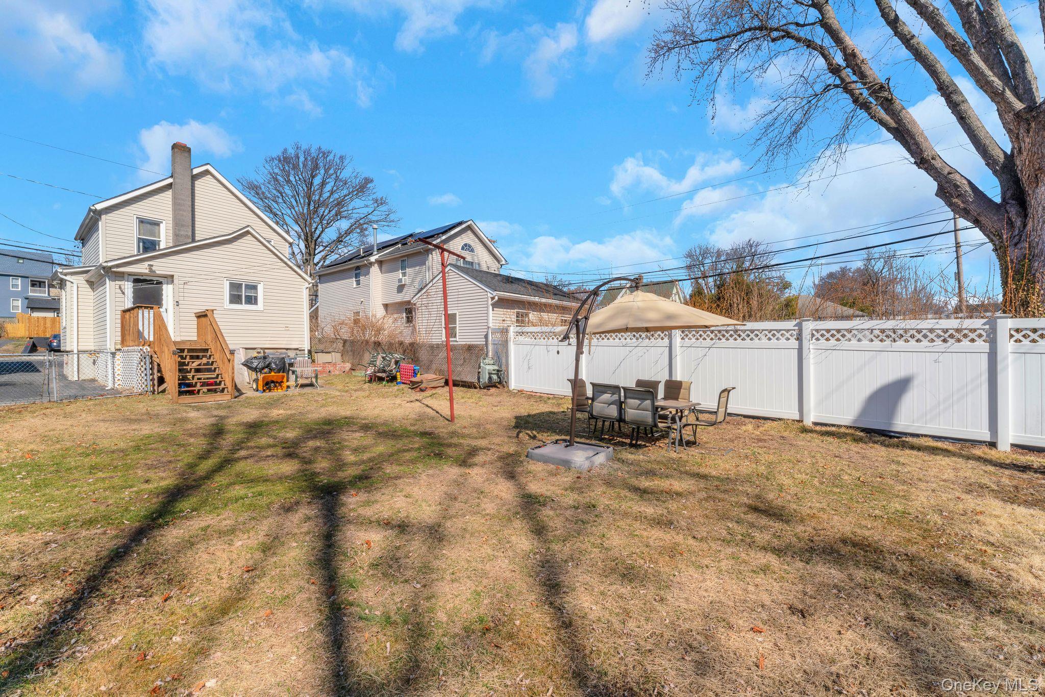 Beacon, New York, 12508, United States, 2 Bedrooms Bedrooms, ,1 BathroomBathrooms,Residential,For Sale,1743242