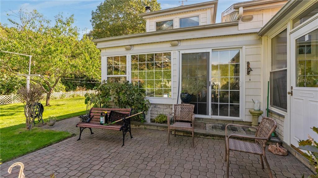 Barrington, Rhode Island, 02806, United States, 3 Bedrooms Bedrooms, ,3 BathroomsBathrooms,Residential,For Sale,2012853